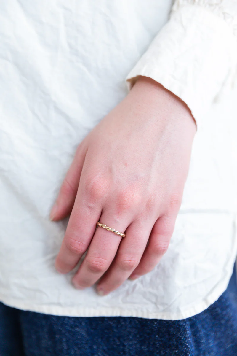 THIN ROPE RING IN 14K GOLD - Image 4