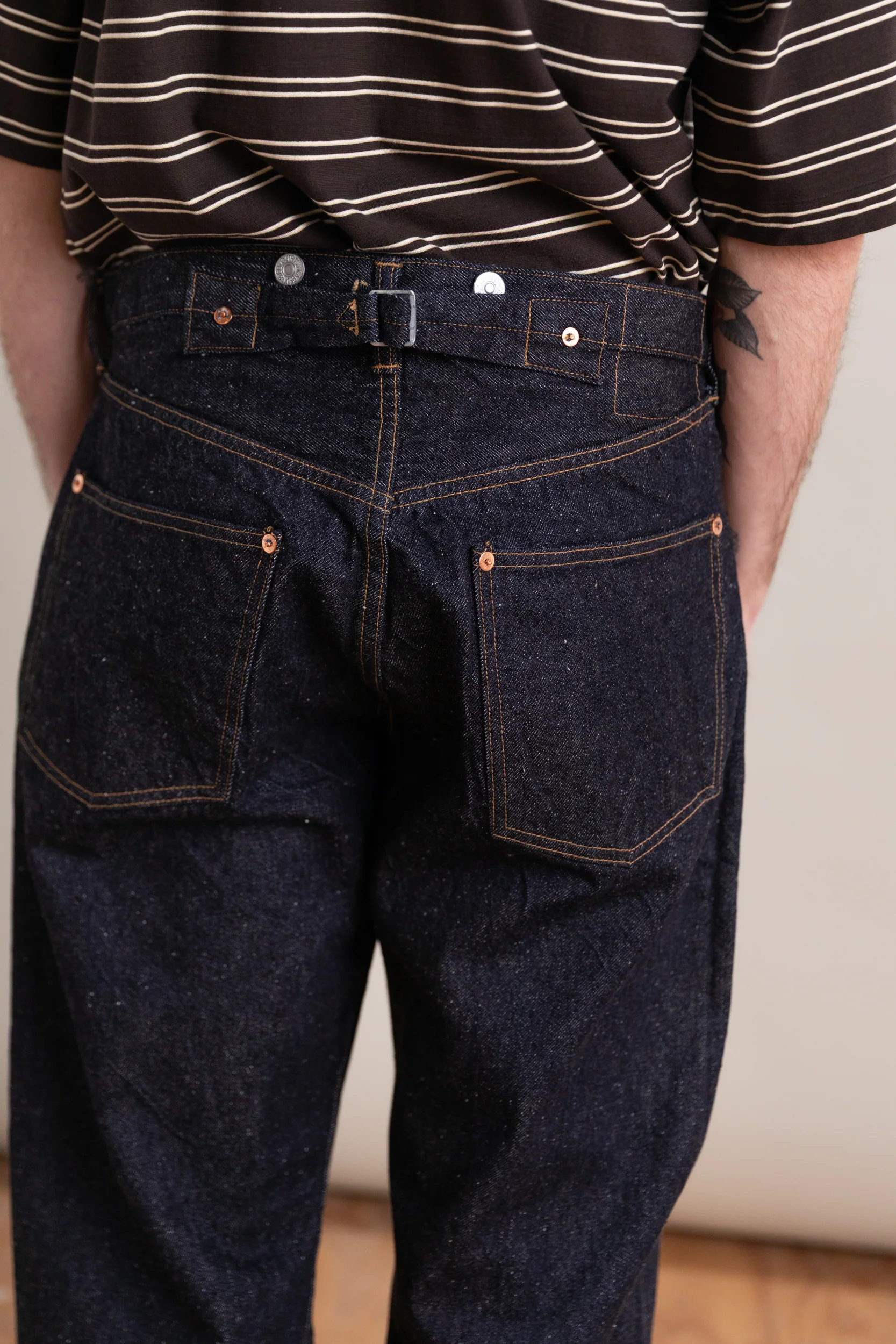 1930 STRAIGHT DENIM PANTS IN INDIGO ONE WASH - Image 6