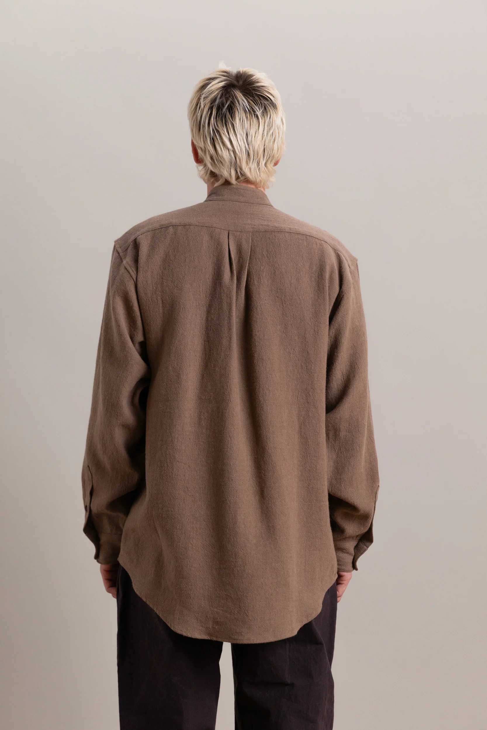 AIRPORT SHIRT IN MOCHA WOOL LINEN - Image 5
