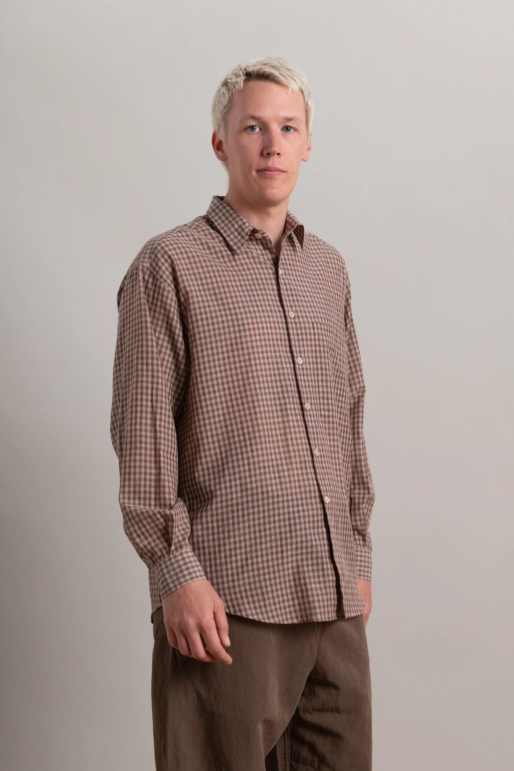 AIRY LIGHT COTTON CHECK BIG SHIRT IN BROWN GINGHAM CHECK - Image 3