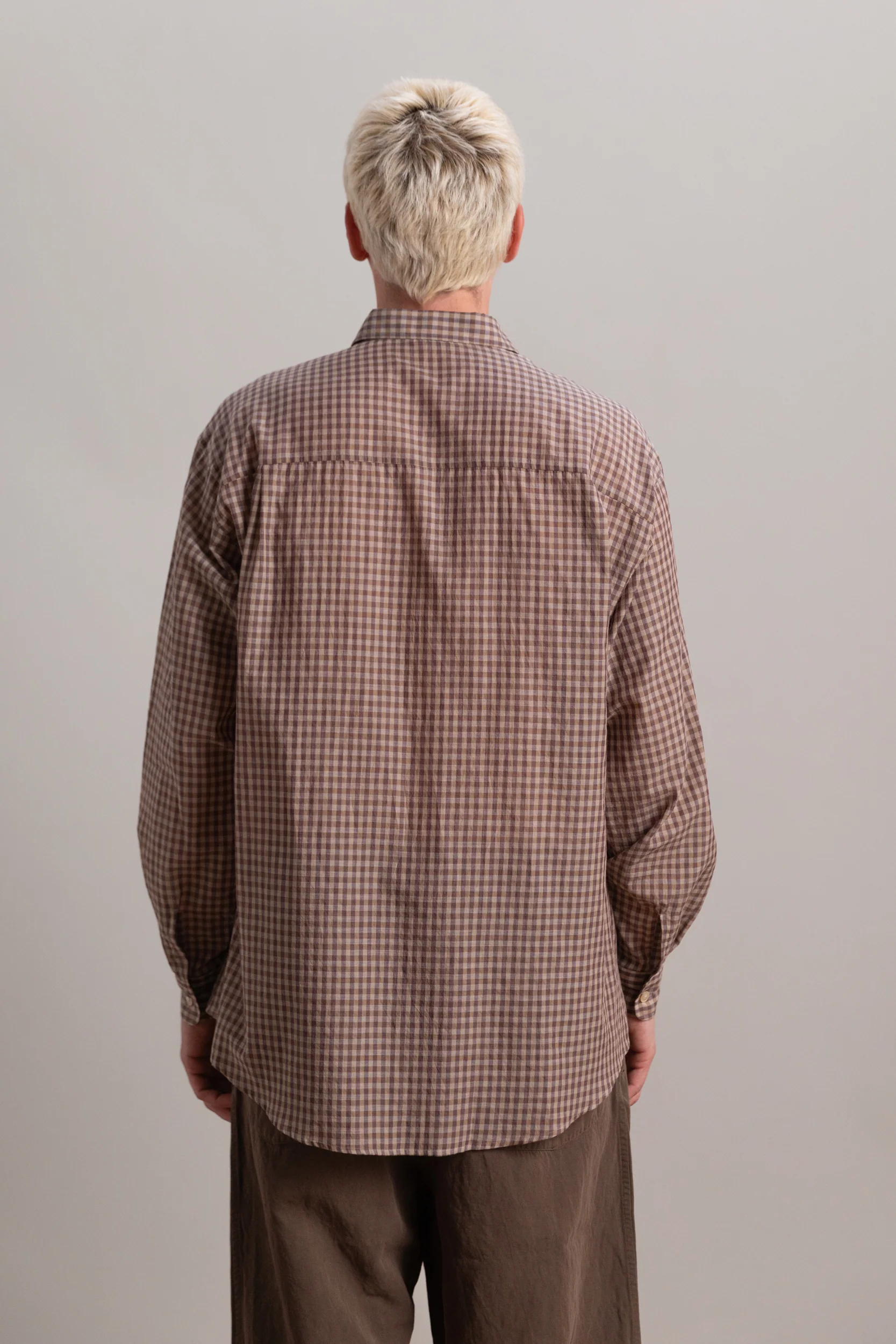 AIRY LIGHT COTTON CHECK BIG SHIRT IN BROWN GINGHAM CHECK - Image 5