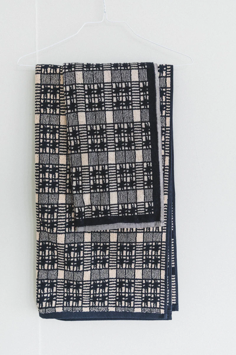ALMA BATH TOWEL - Image 3