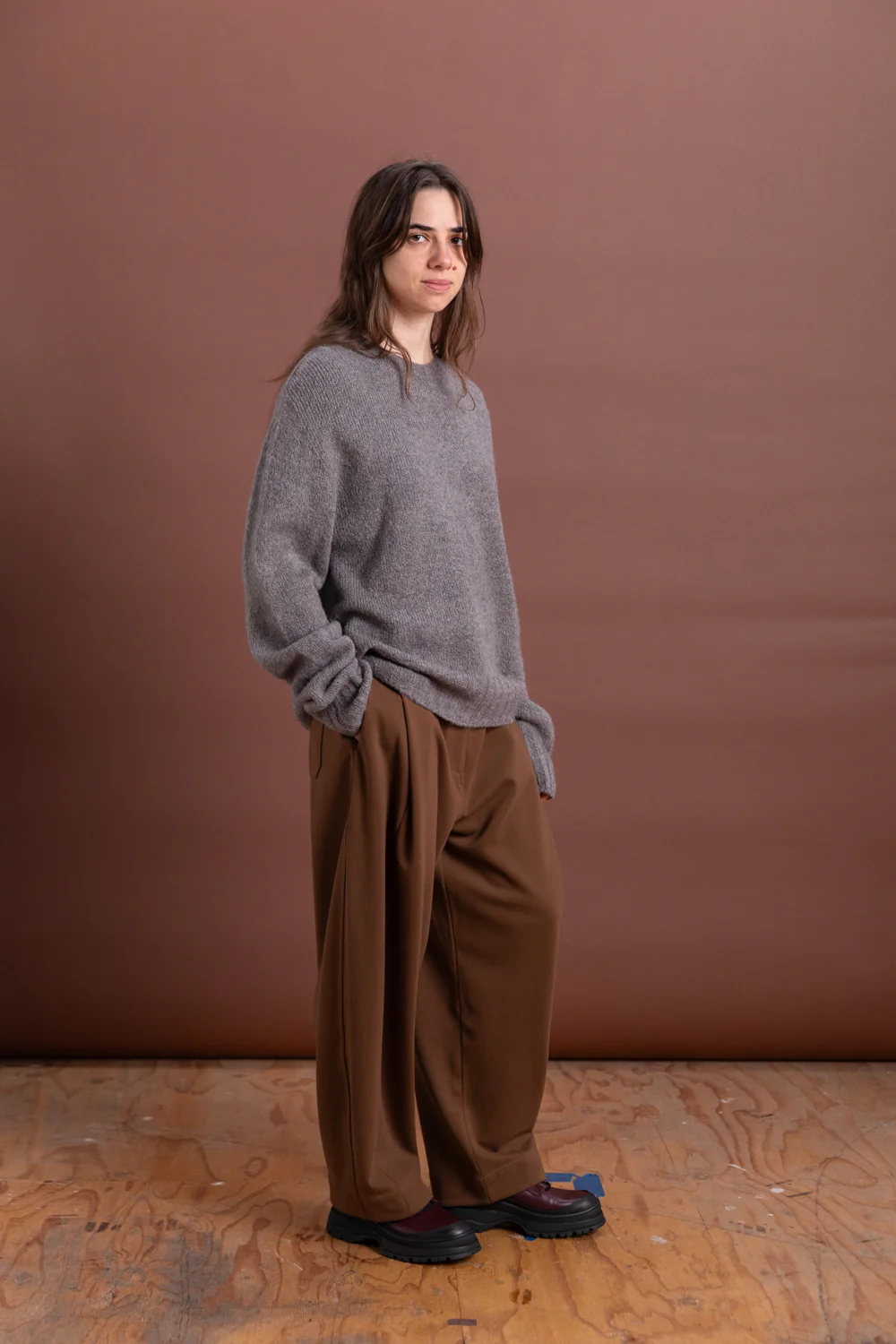 ALPACA BLEND KNIT SWEATER IN GRAY - Image 3