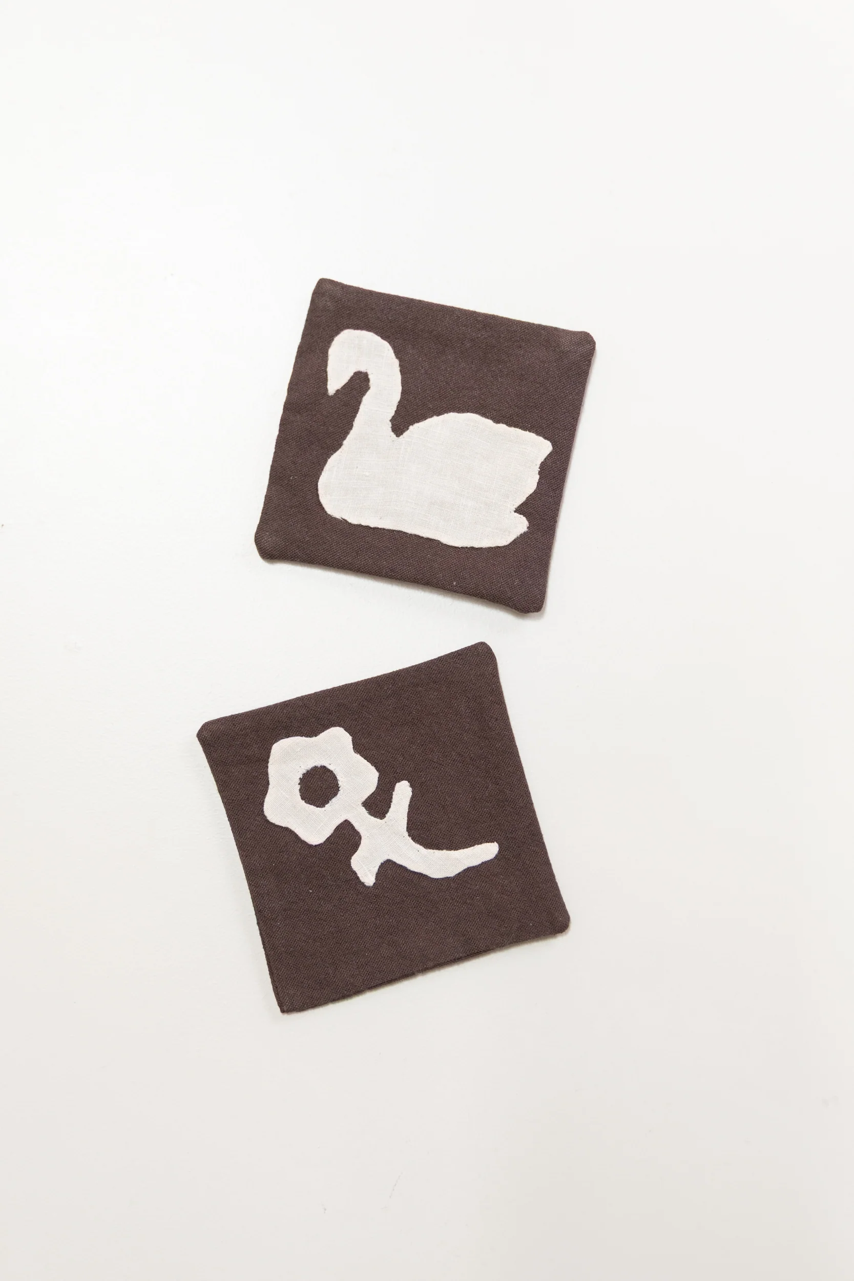 APPLIQUE COASTERS 03