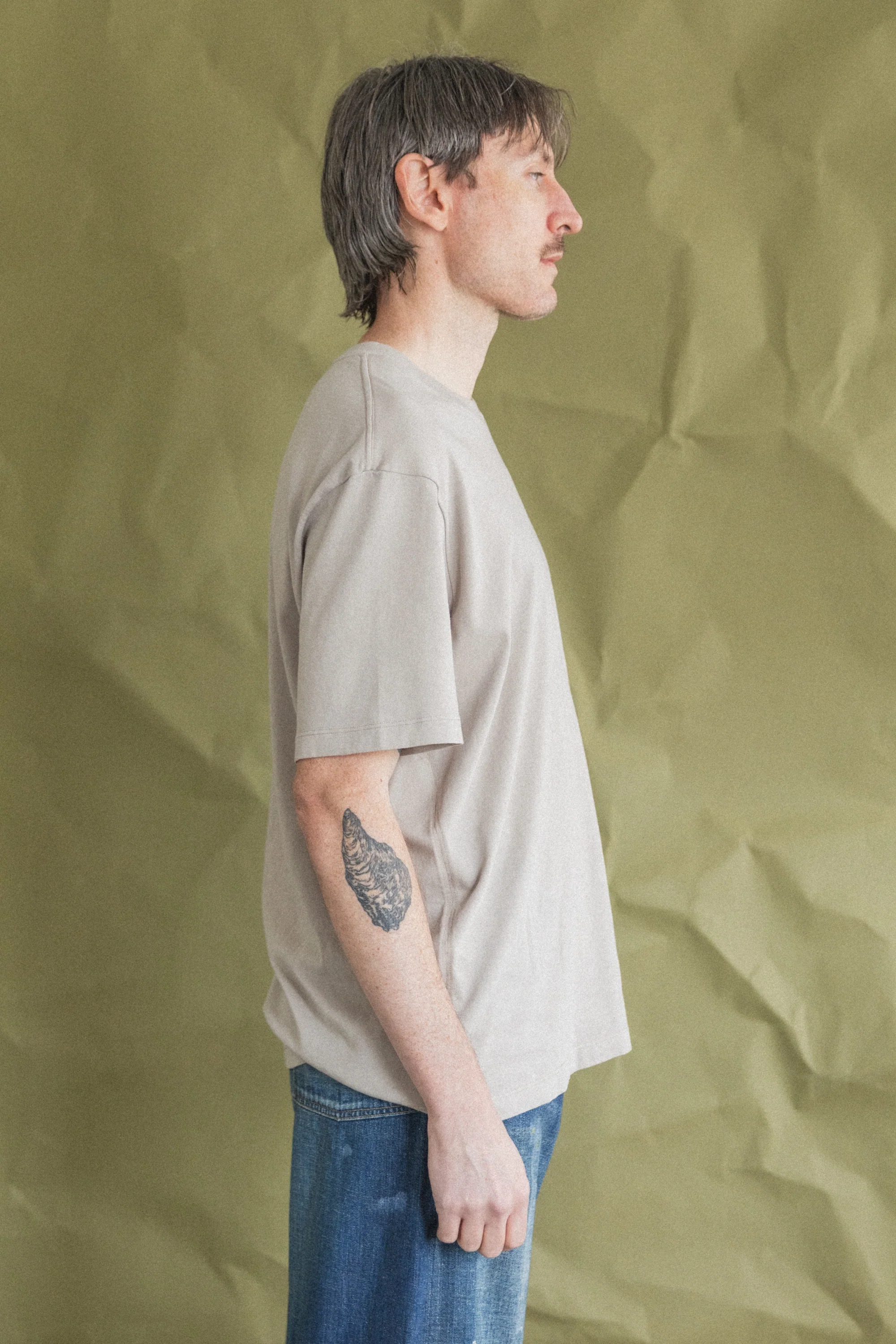 ATHENS TEE IN CONCRETE - Image 4