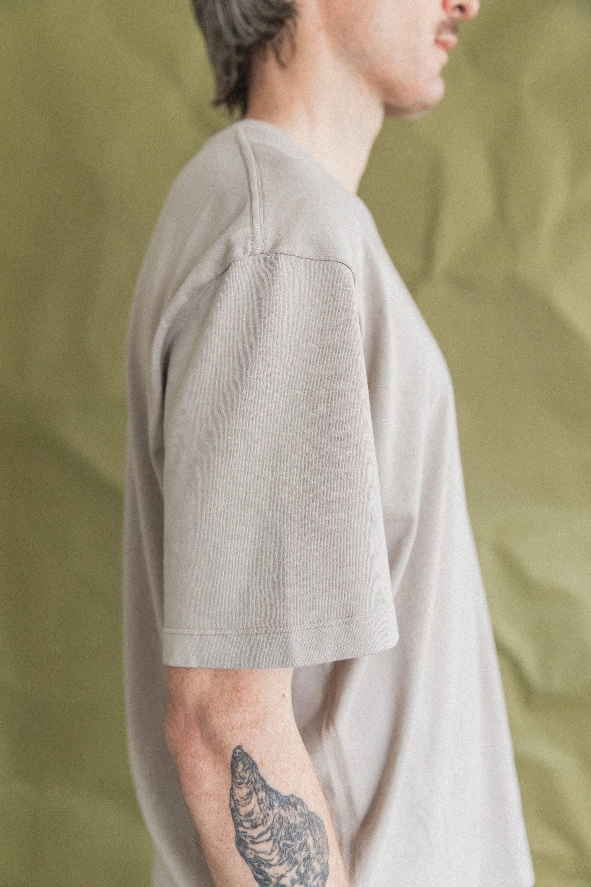 ATHENS TEE IN CONCRETE - Image 5