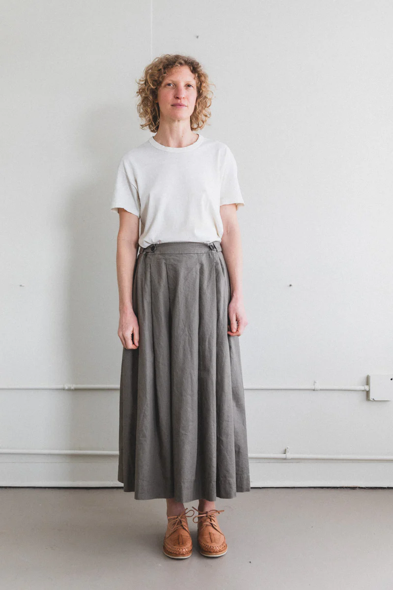 BOWLING SKIRT IN KHAKI