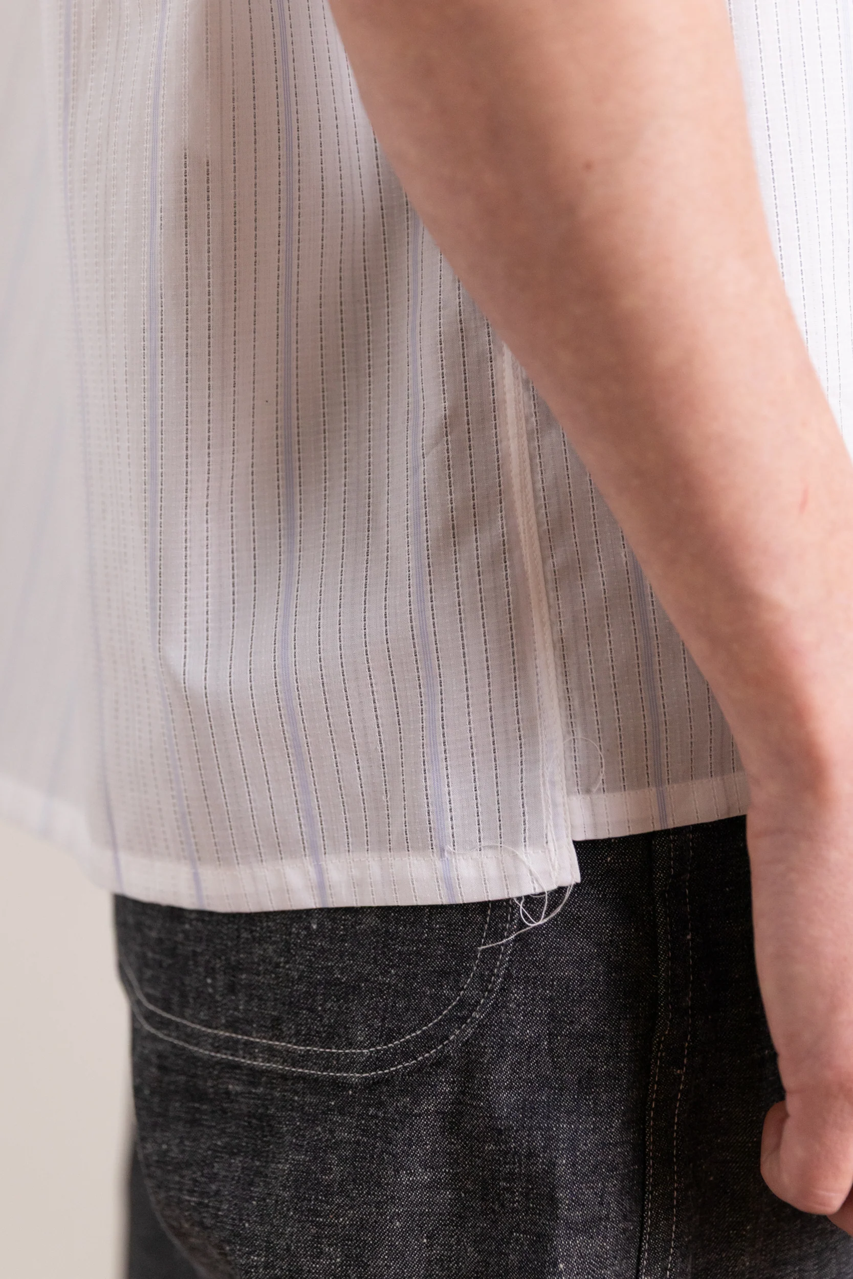 BOXY SHIRT IN BLUE STRIPE - Image 8