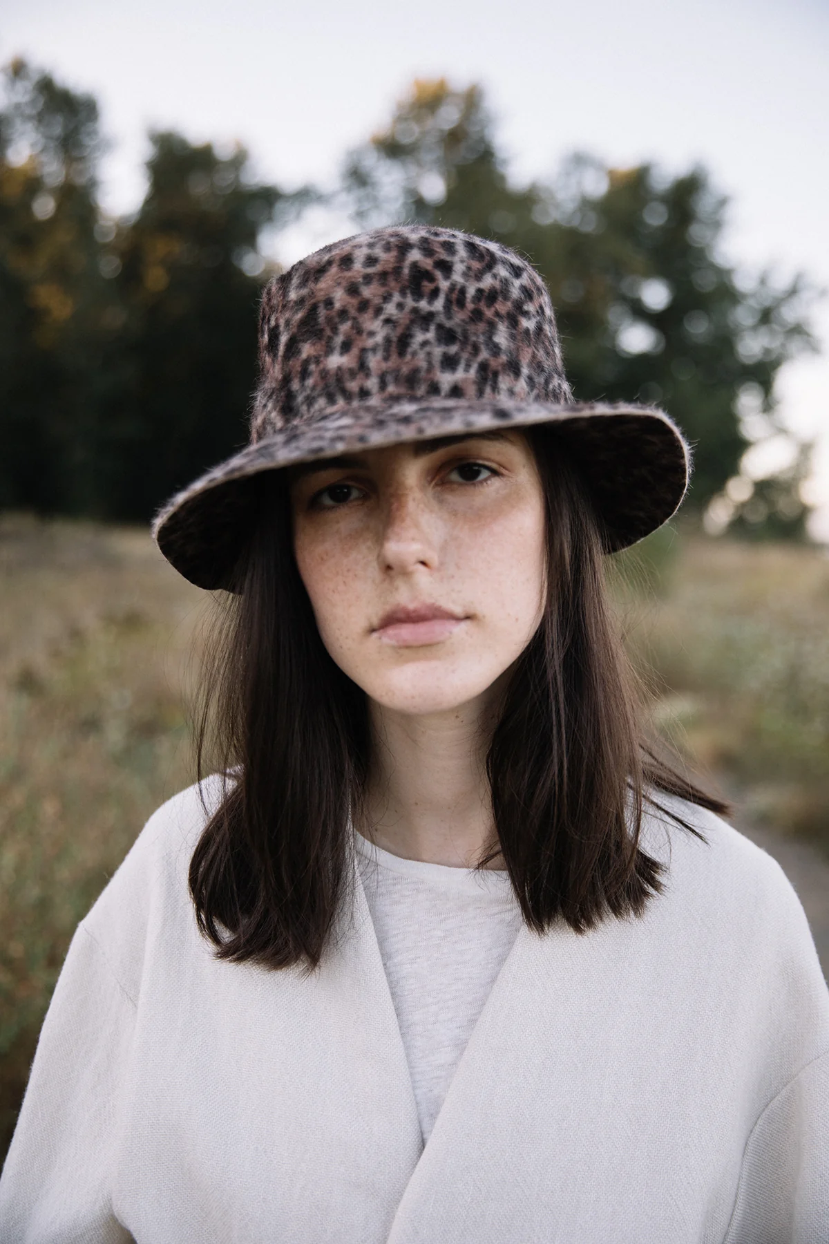 BUCKET HAT IN SHAG FELT - Image 3