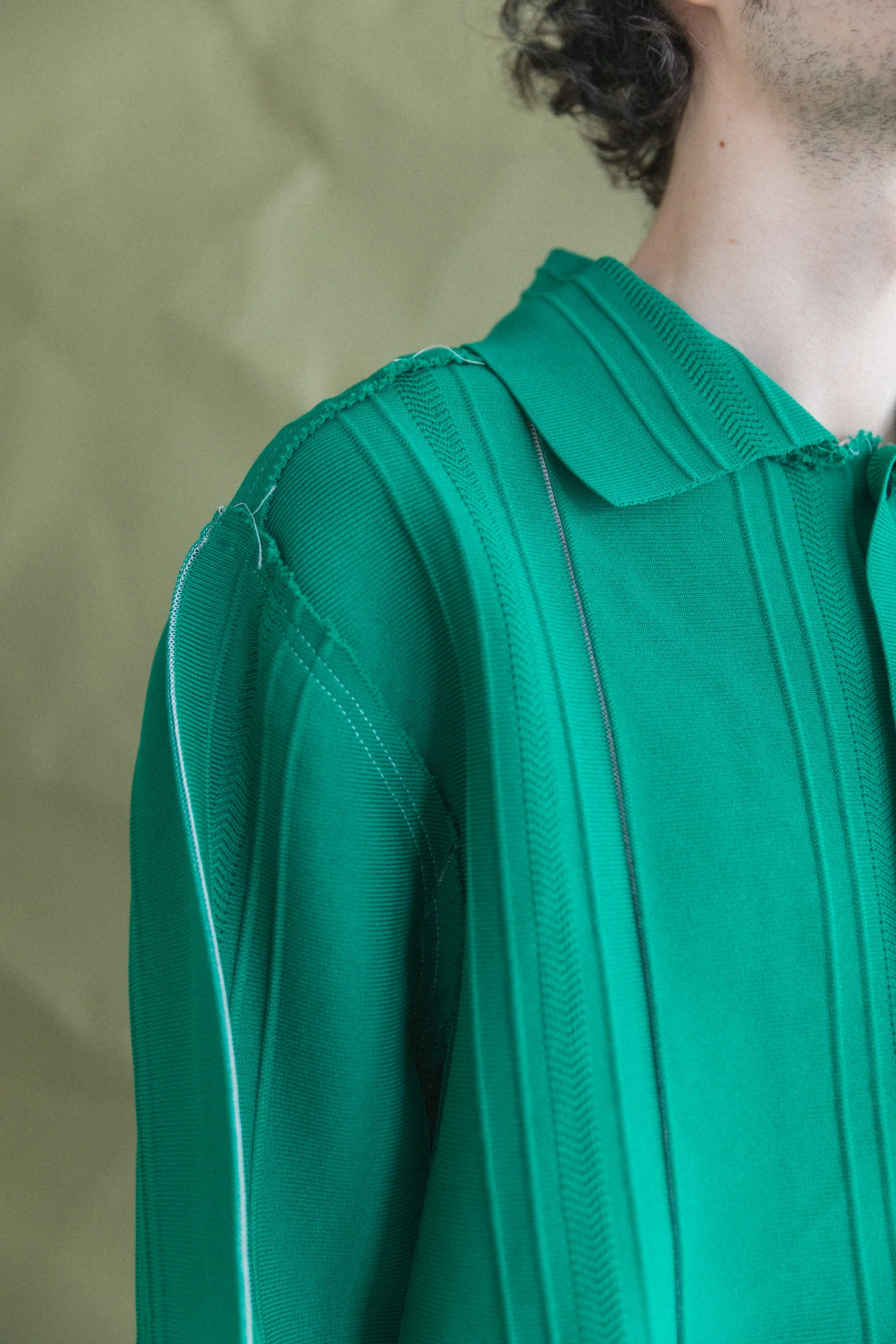 CARDIGAN IN GREEN - Image 7