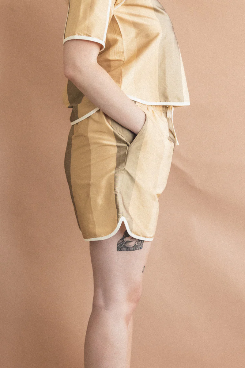CHELSEA SHORTS IN STRIPED SILK - Image 3