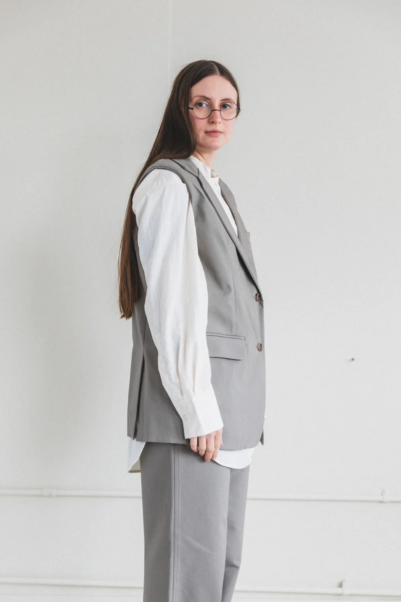 CONSTANCE VEST IN MUSHROOM TWILL - Image 5
