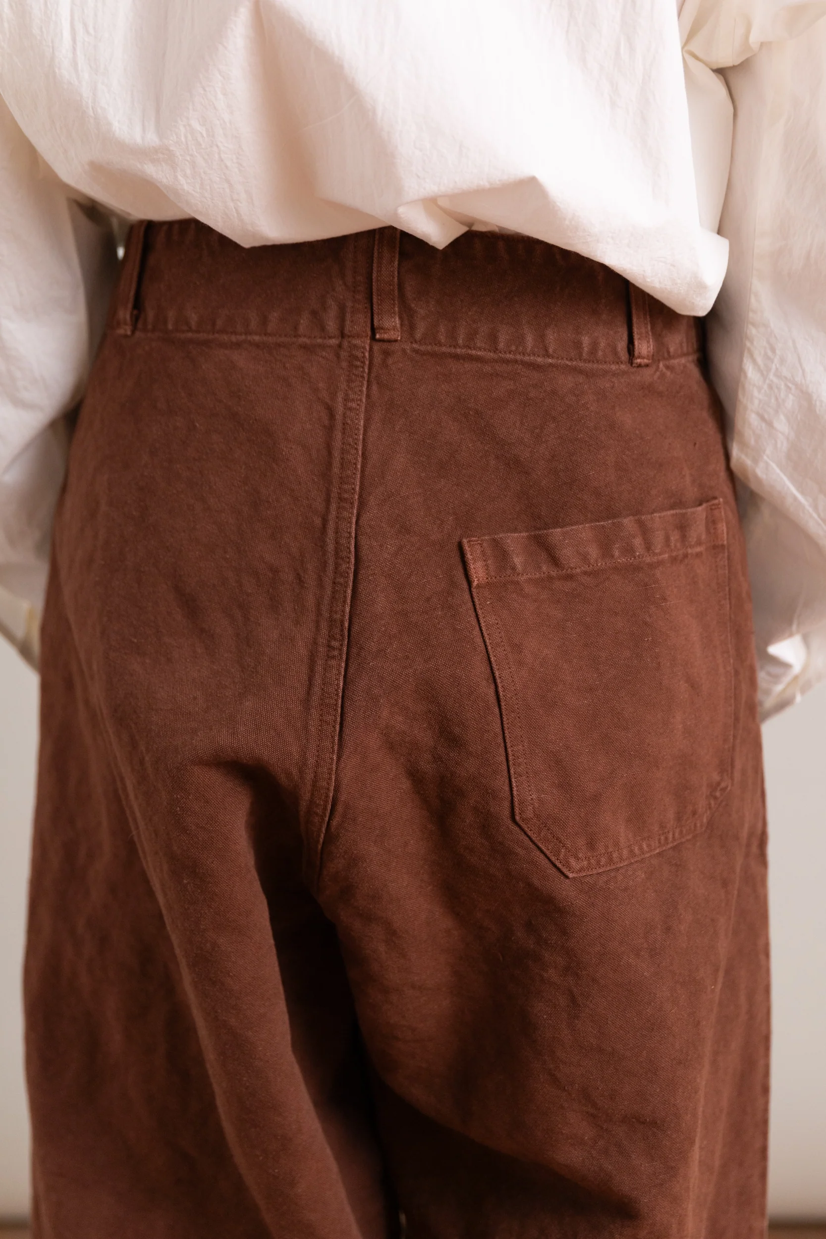 WIDE PANTS IN BROWN HEAVY COTTON HEMP OXFORD - Image 4