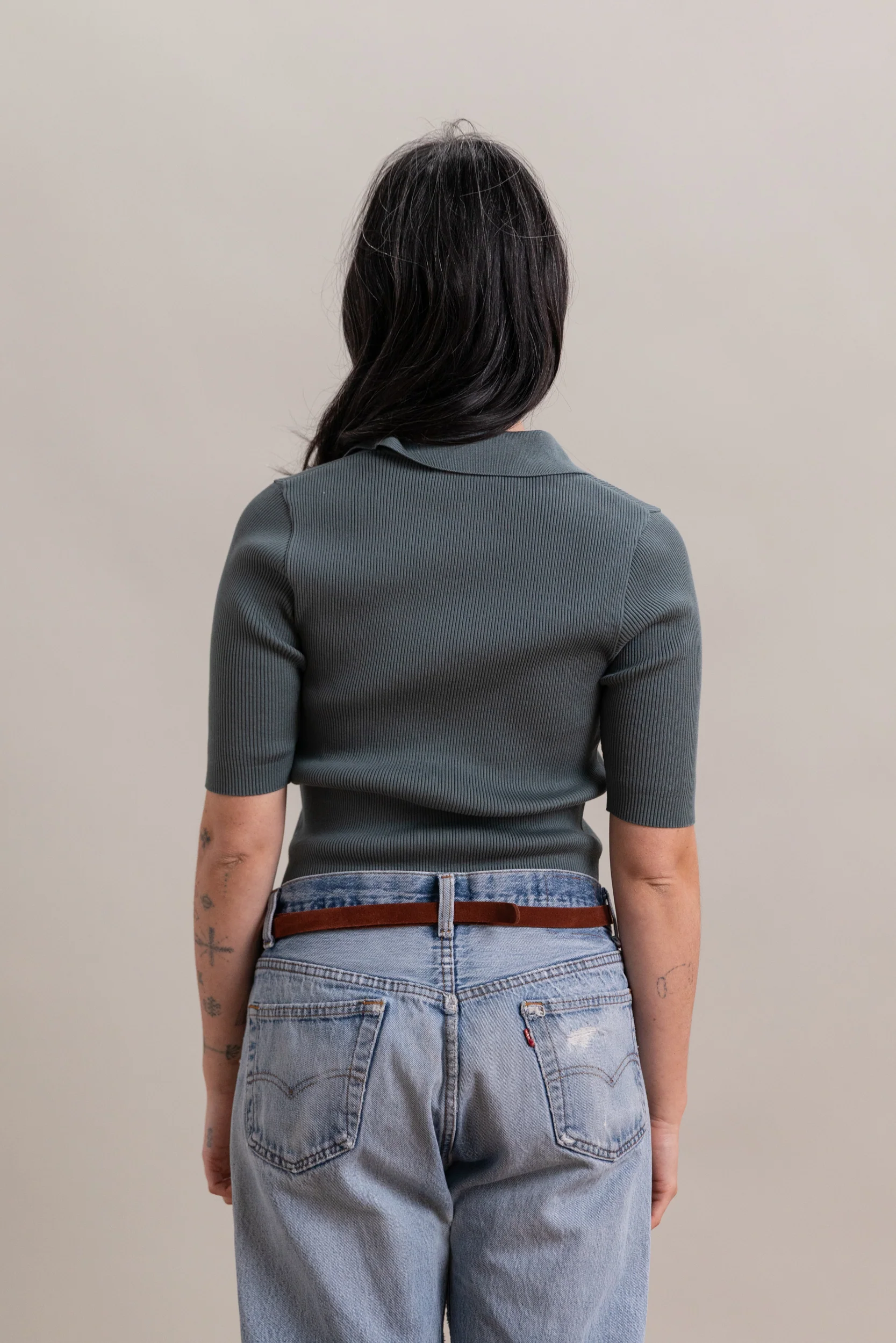 COTTON HIGH GAUGE RIB KNIT POLO IN SAGE GRAY - Image 7