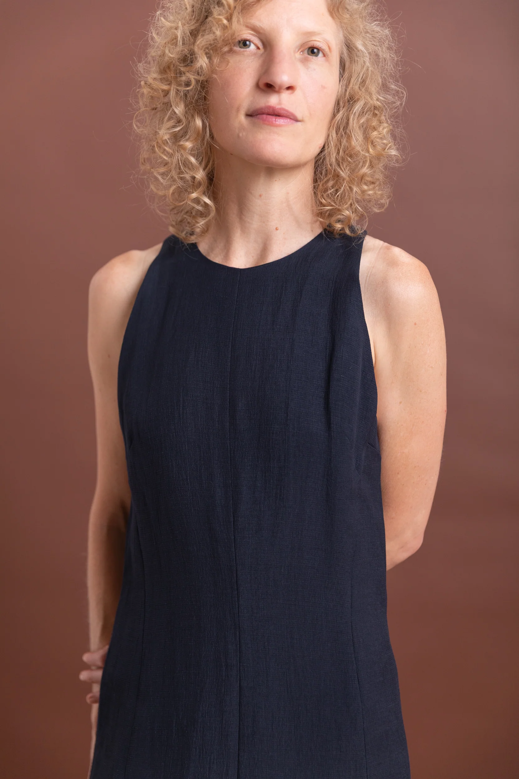 DAMON DRESS IN DEEP NAVY CRESPO - Image 6
