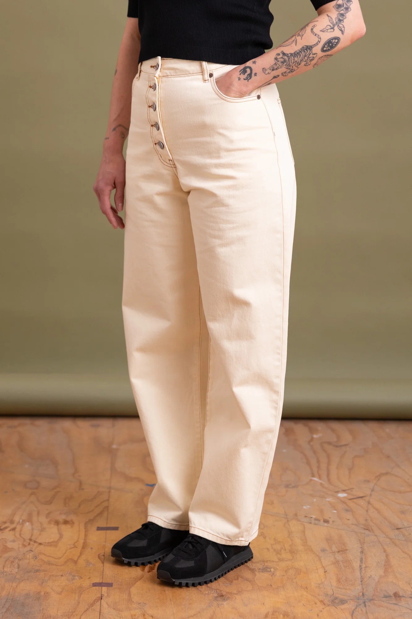 DELPHI JEANS IN ECRU - Image 2