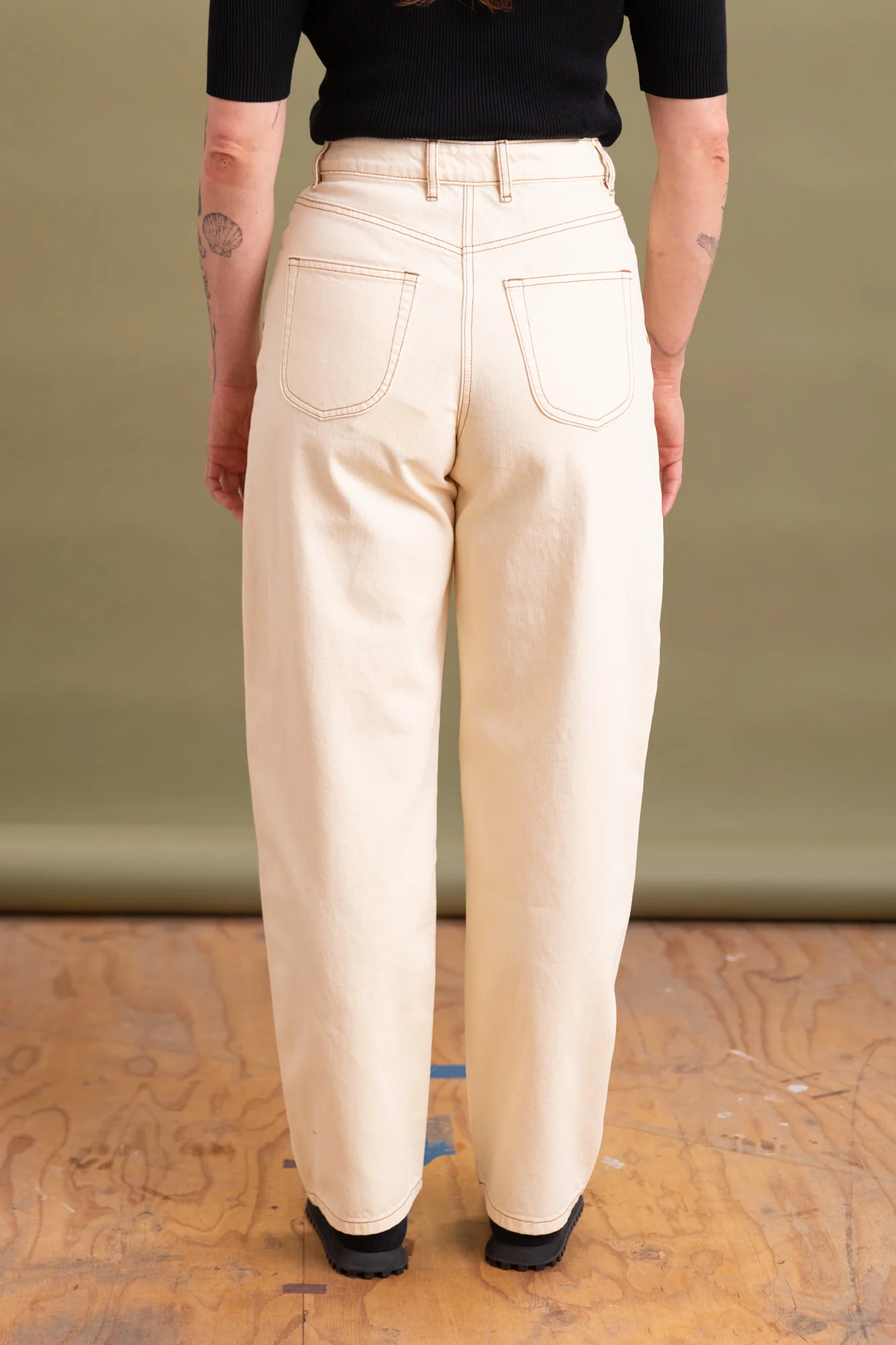 DELPHI JEANS IN ECRU - Image 6