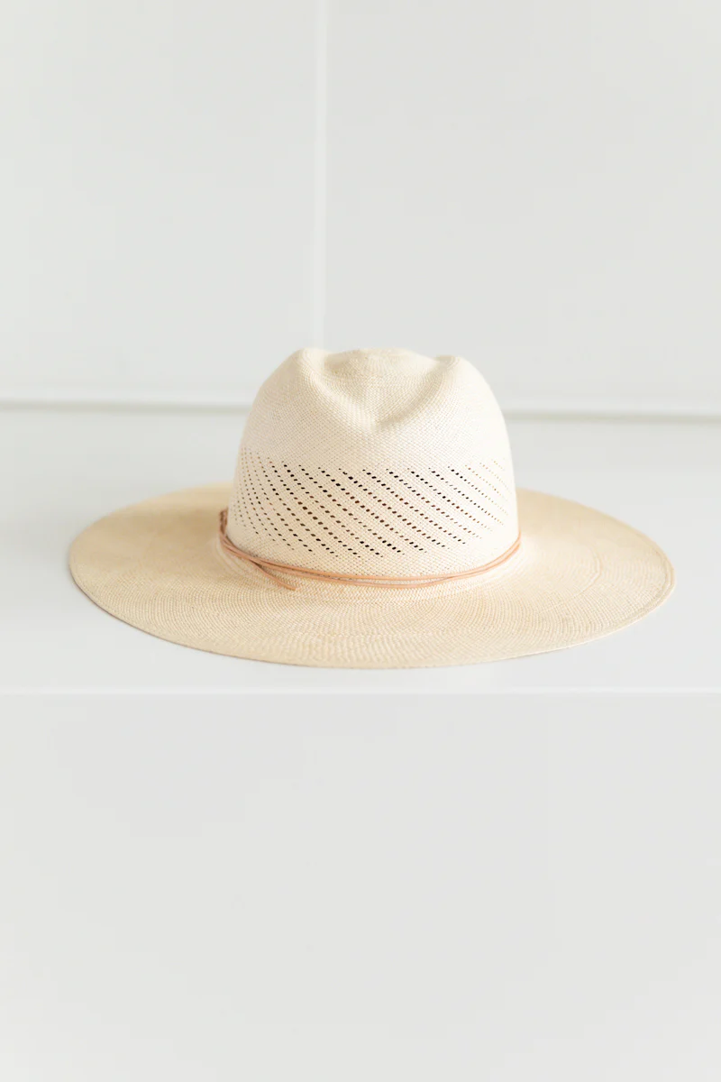 DESERT HAT IN FINE GRADE PANAMA STRAW - Image 5