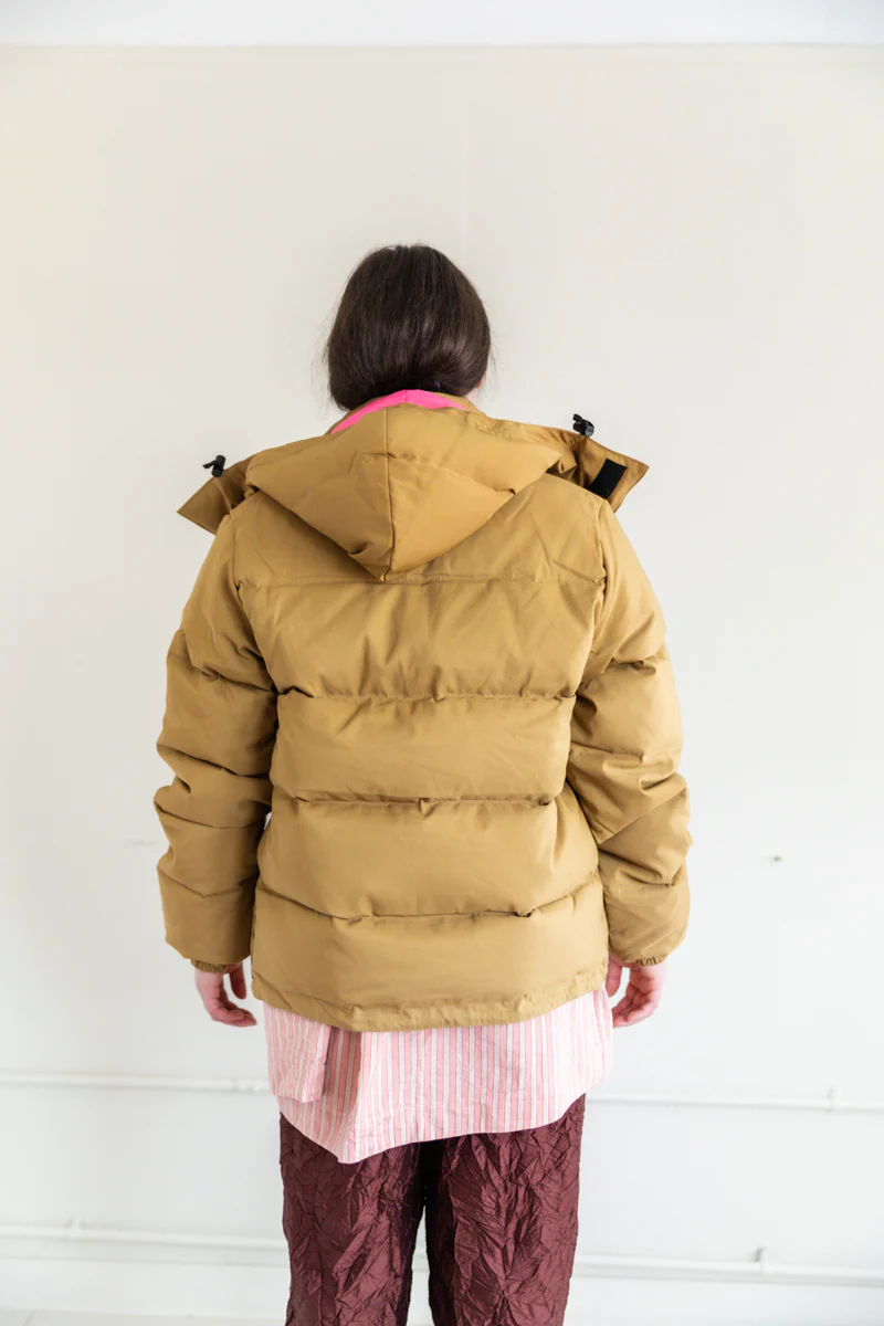 DOWN SWEATER IN TAN & BERRY - Image 5