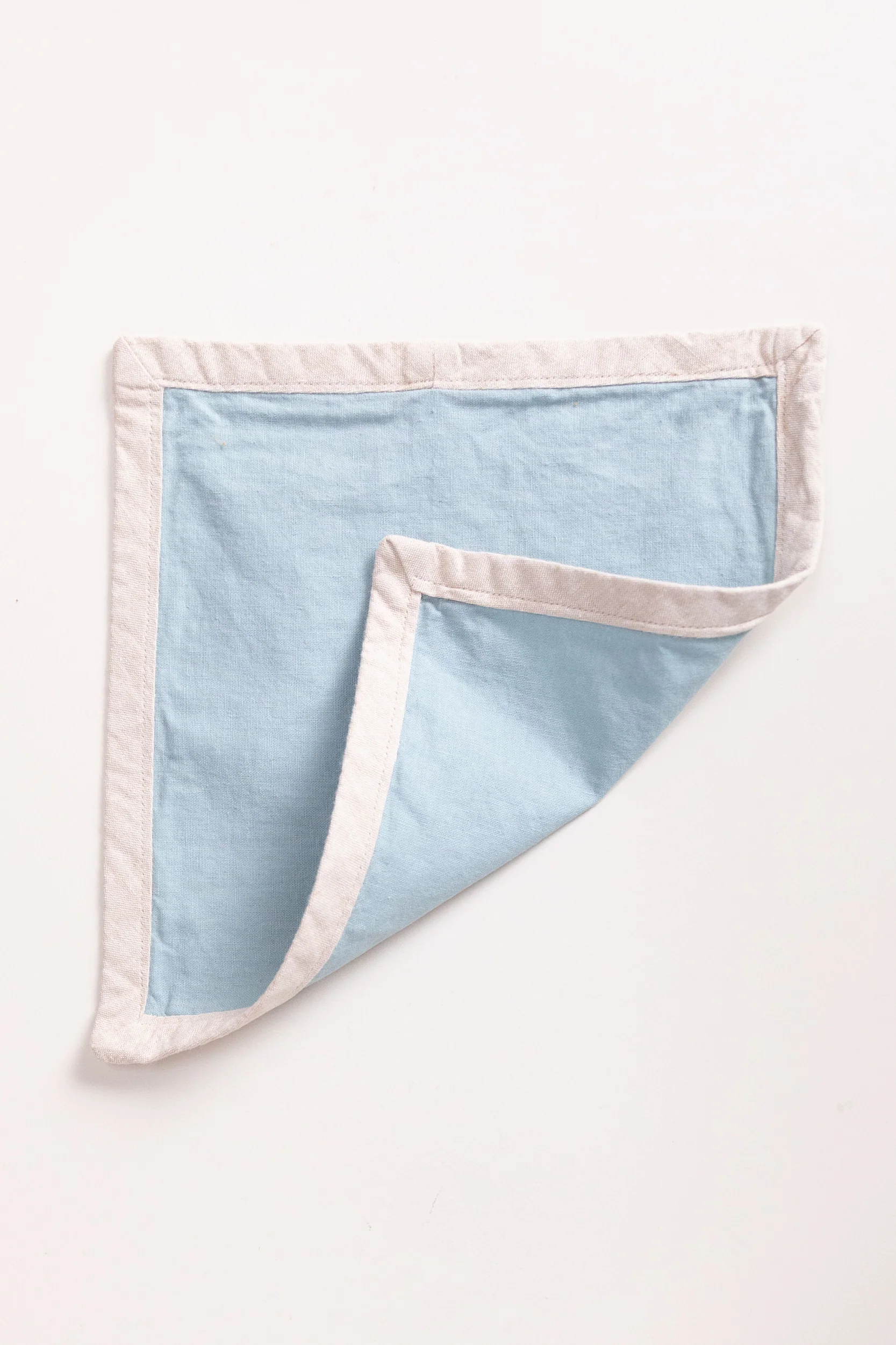EDGED COCKTAIL NAPKINS IN BLUE LINEN - SET OF FOUR - Image 3