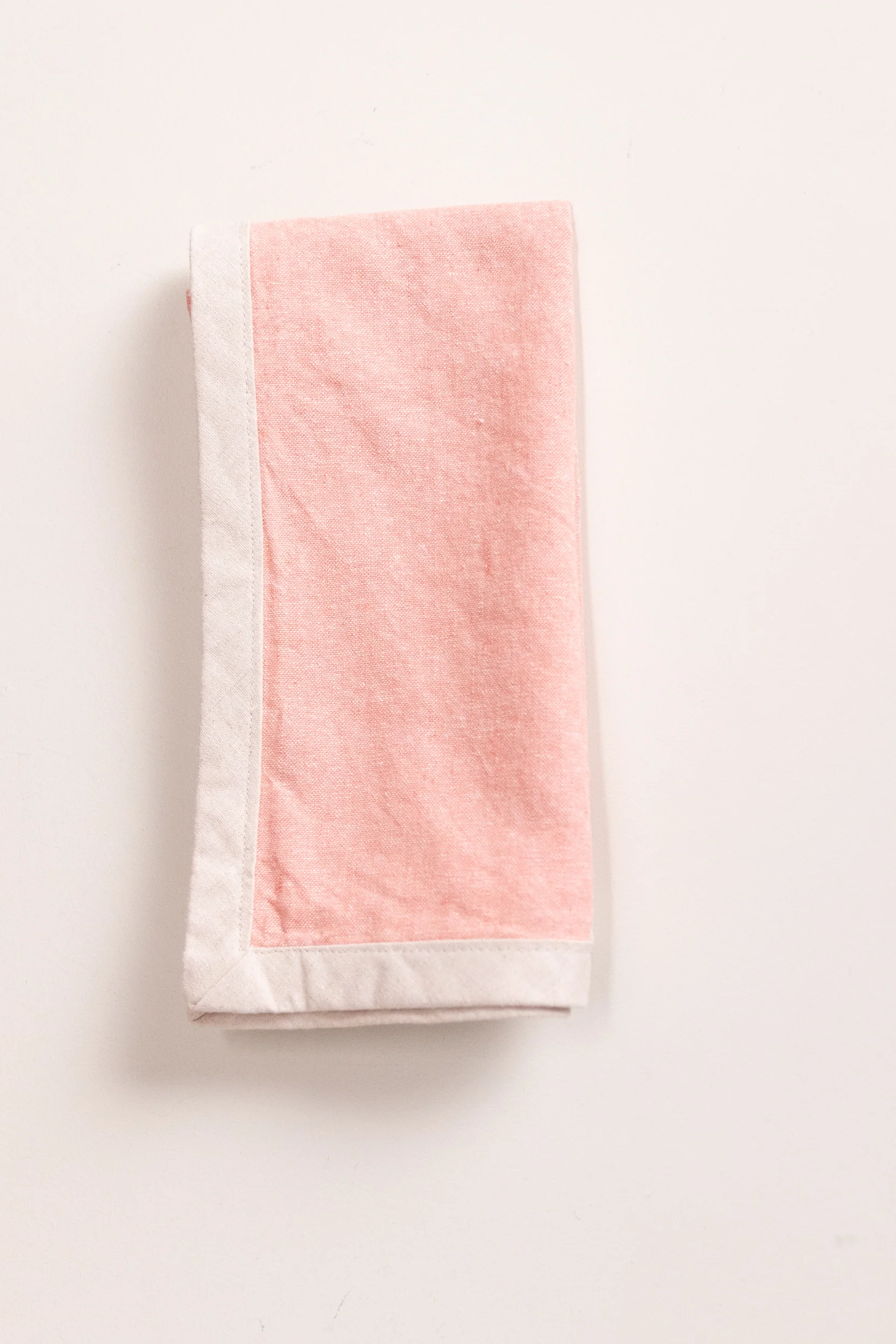 EDGED COCKTAIL NAPKINS IN CORAL LINEN - SET OF TWO - Image 3