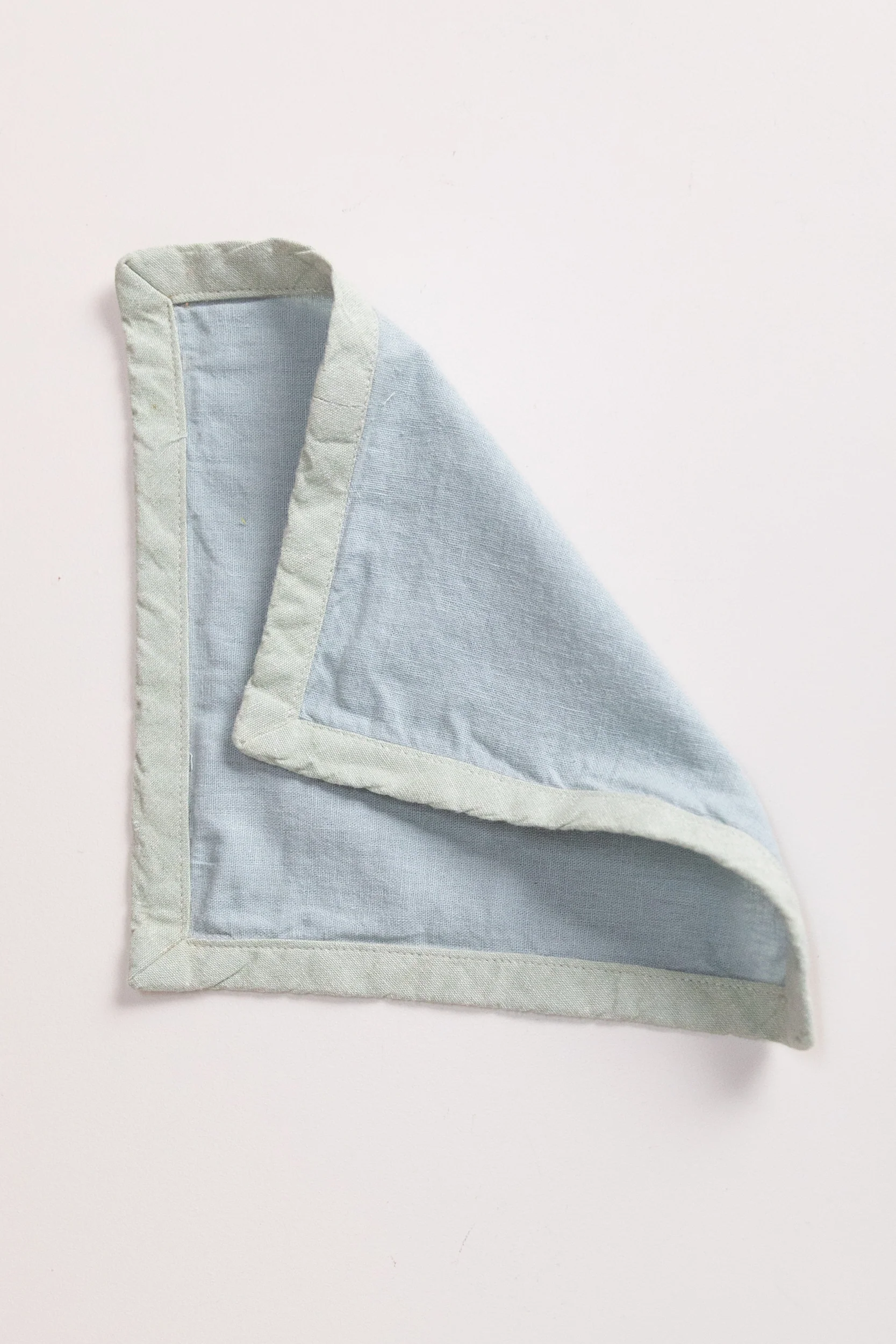 EDGED COCKTAIL NAPKINS IN MIST LINEN - SET OF TWO - Image 3