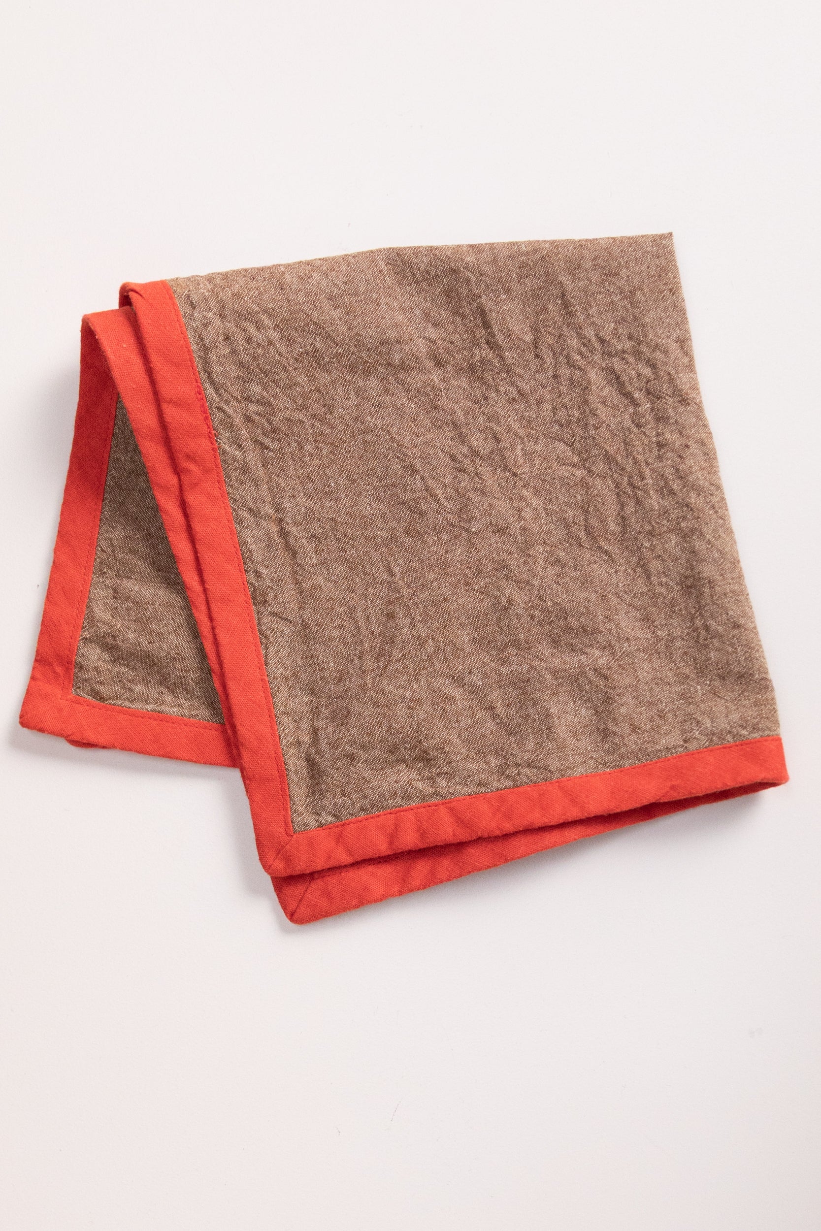 EDGED NAPKINS IN BROWN LINEN - SET OF FOUR - Image 3
