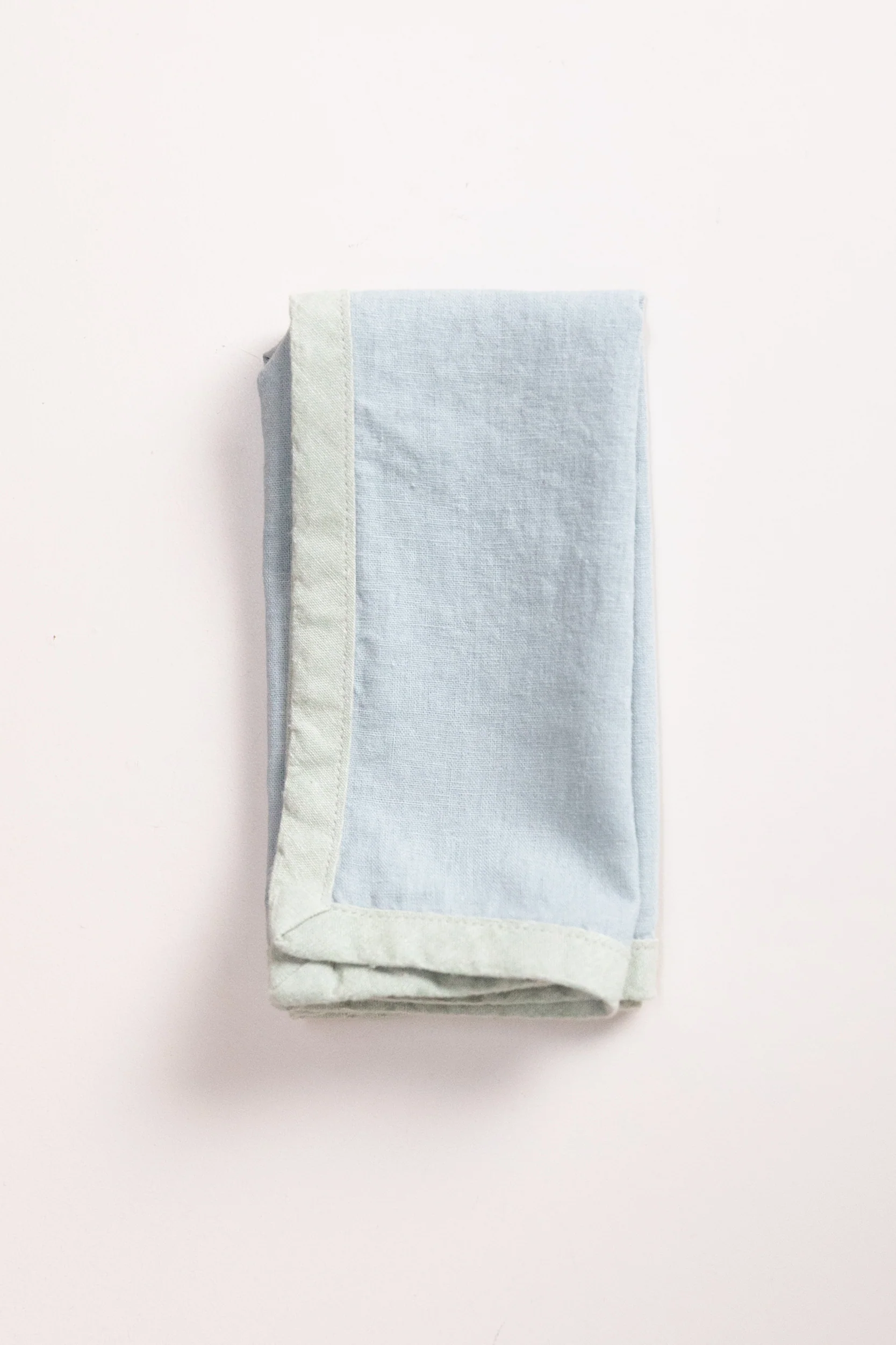 EDGED NAPKINS IN MIST LINEN - SET OF FOUR