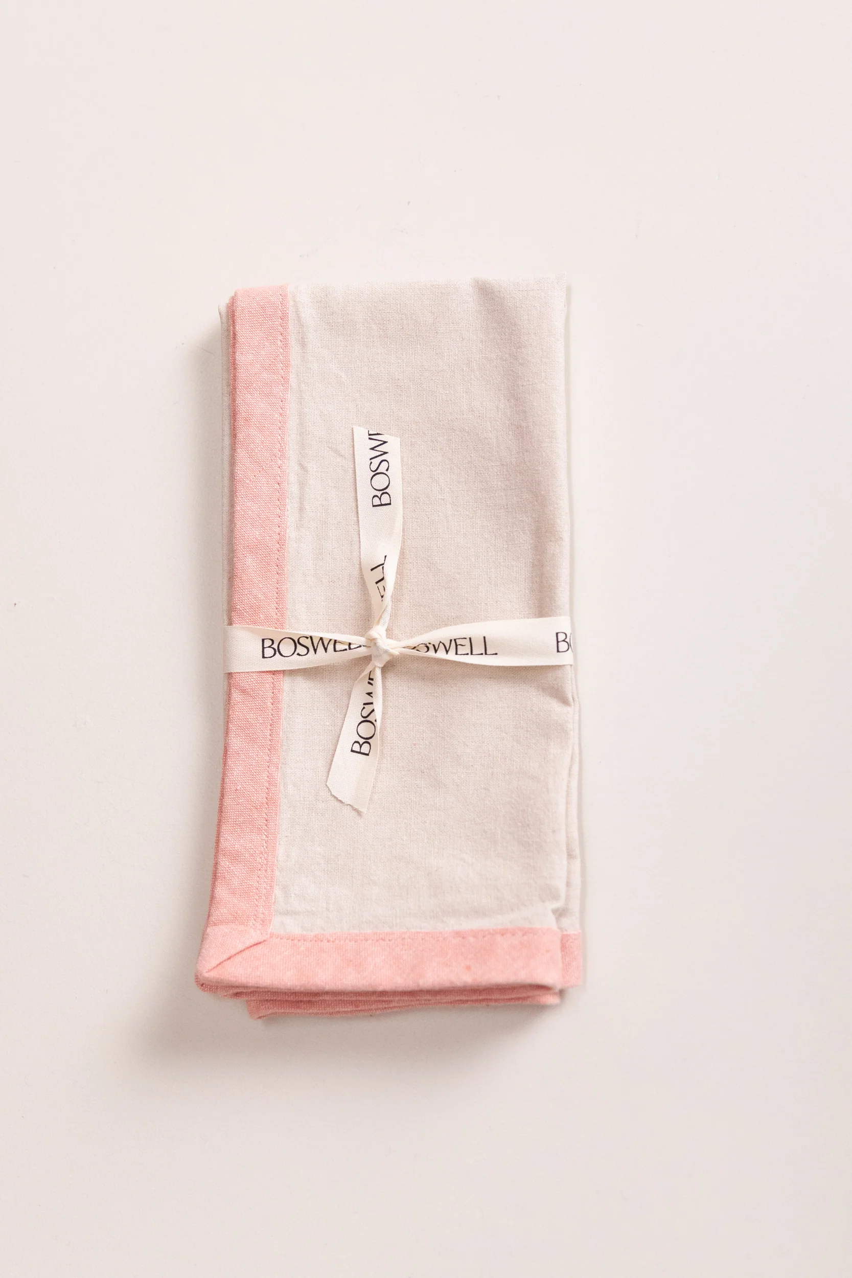 EDGED NAPKINS IN NATURAL LINEN - SET OF FOUR