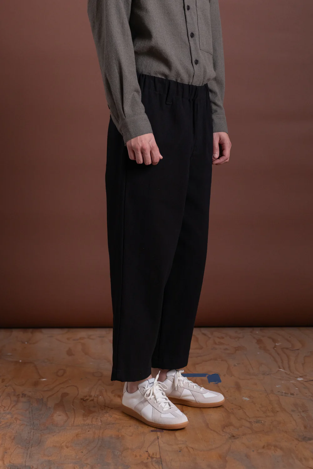 ELASTIC PANT IN BLACK COTTON KERSEY - Image 4