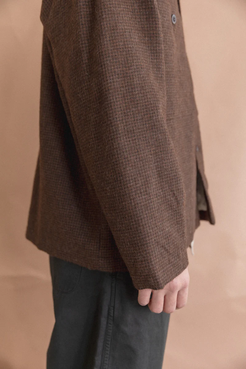 FIELD SHIRT TWO IN UNDYED BROWN ALPACA HOUNDSTOOTH - Image 3