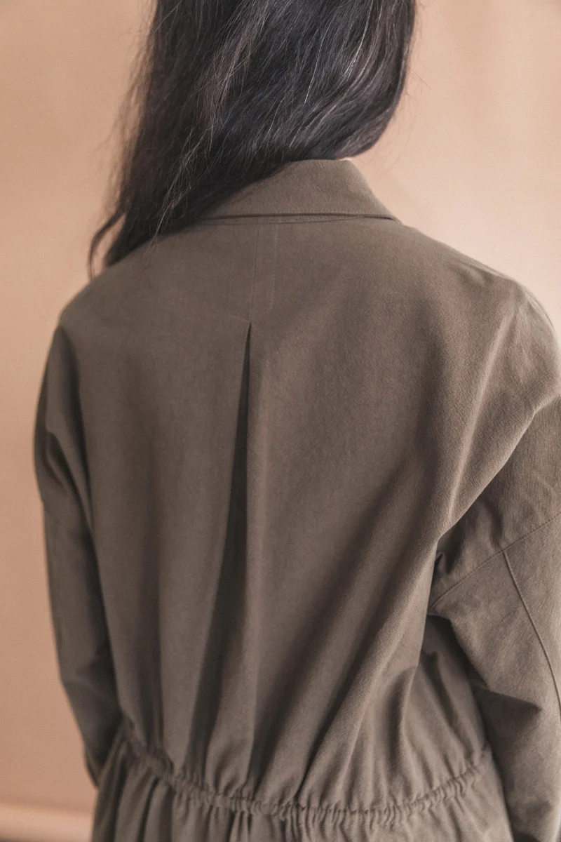 FILTER DRESS IN BROWN - Image 6