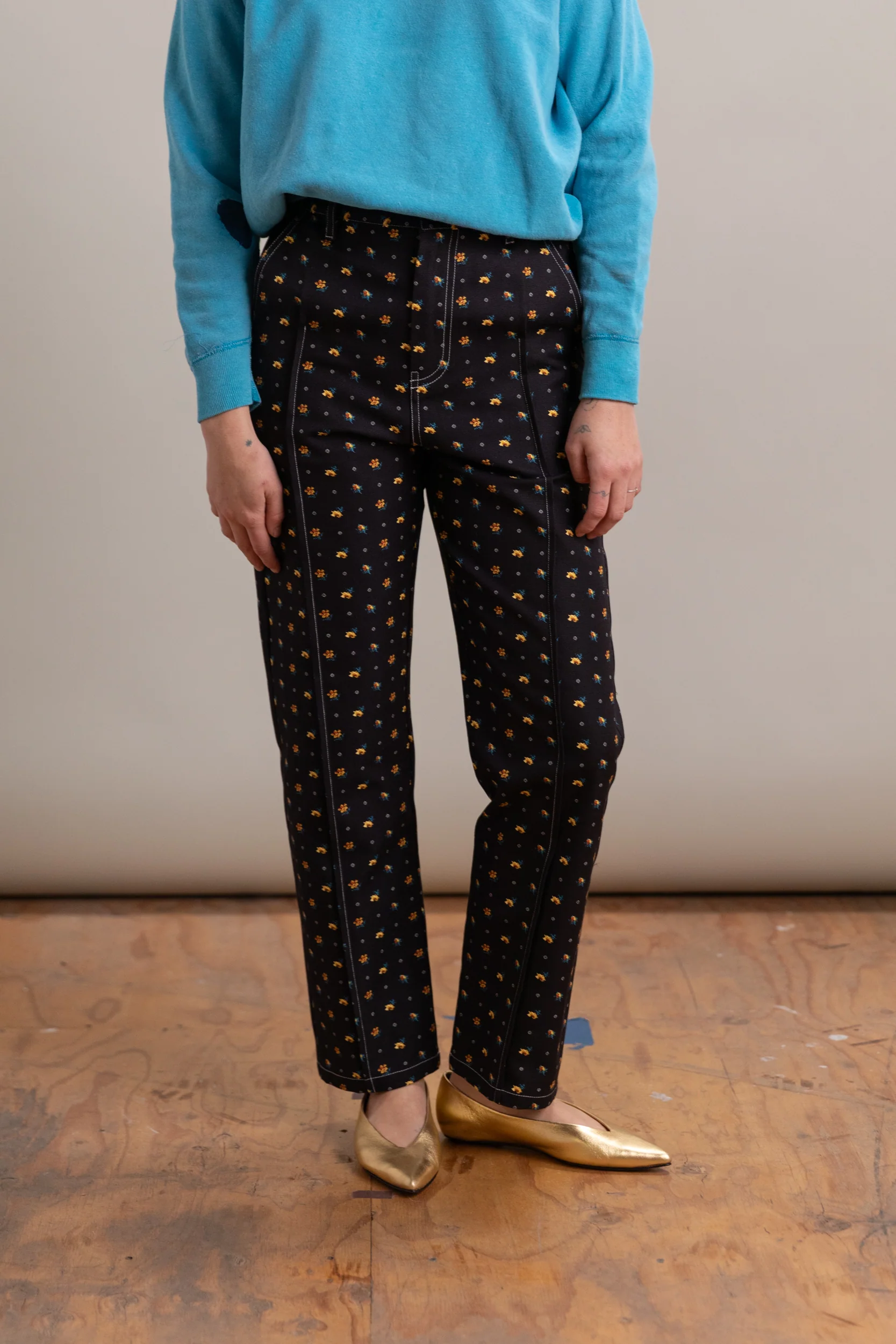 FLORAL CANVAS PINTUCK PANTS - Image 3