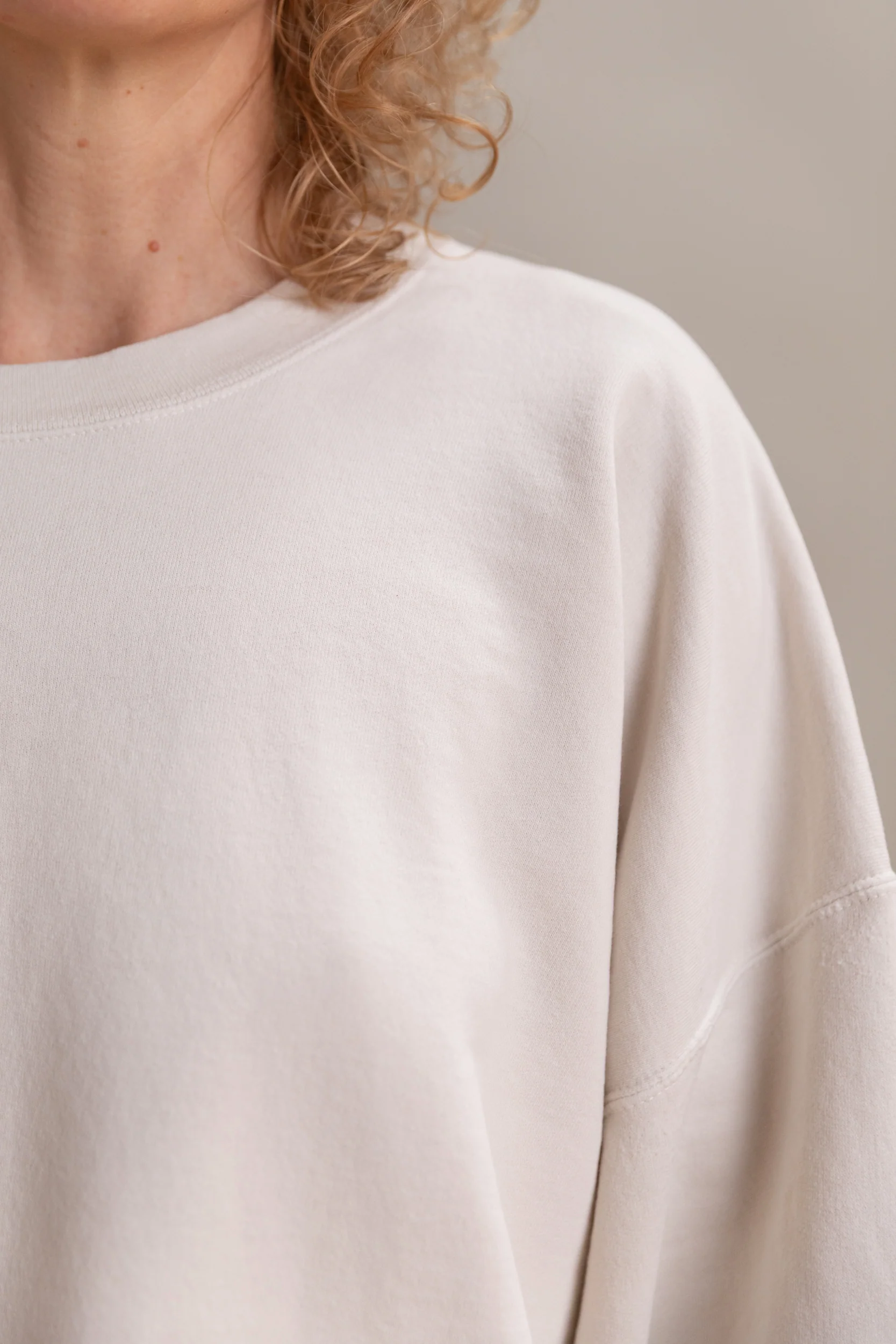 FONDER SWEATSHIRT IN DIRTY WHITE - Image 5