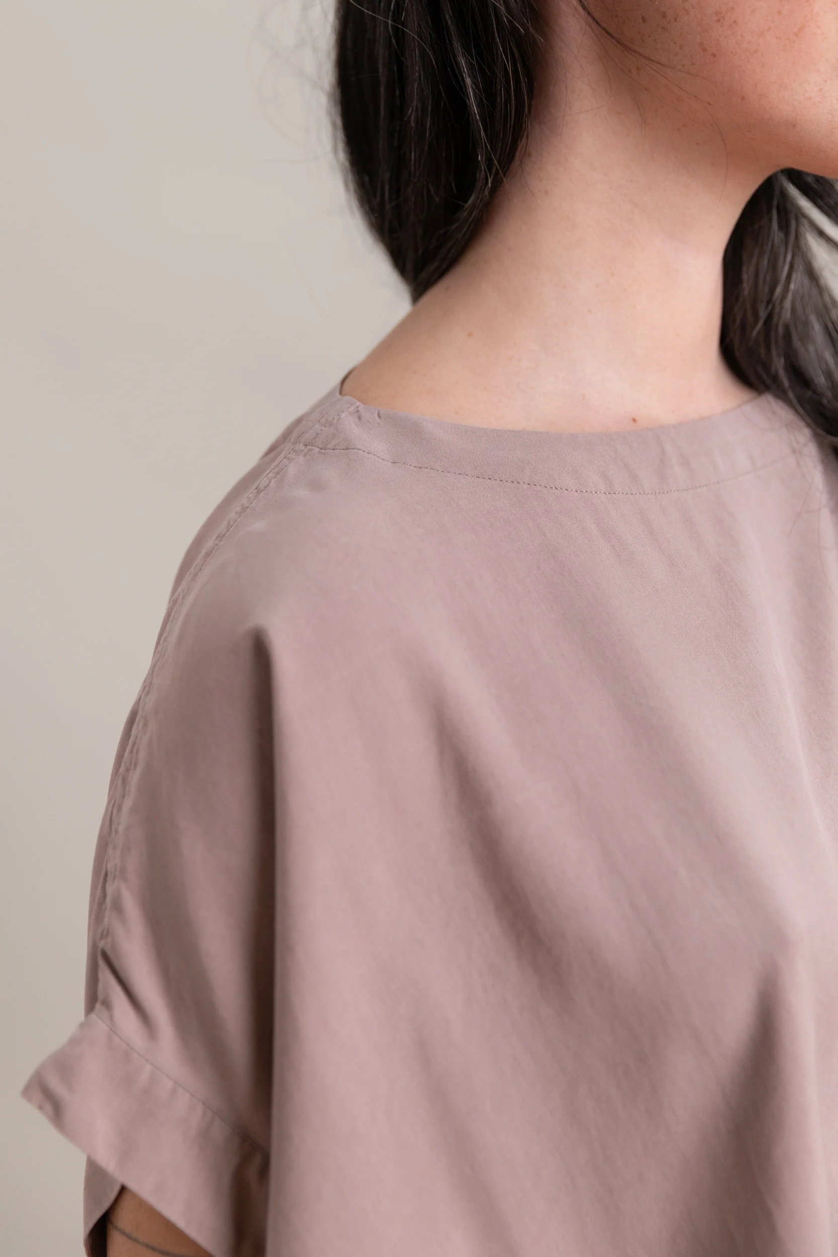 FRANCESCA TOP IN DUSTY VIOLA SPUN SILK - Image 5