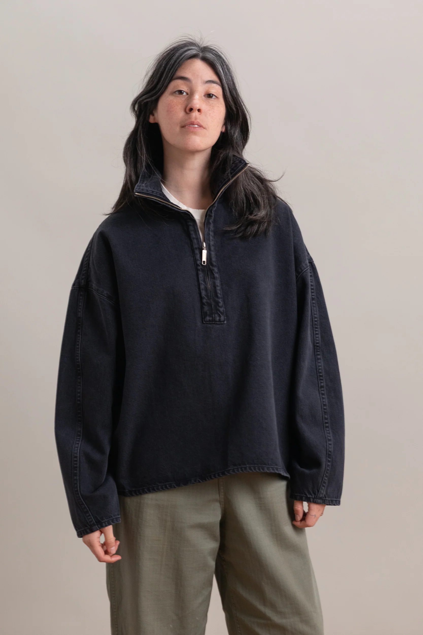 FUNNEL POPOVER IN HURRICANE DENIM - Image 7