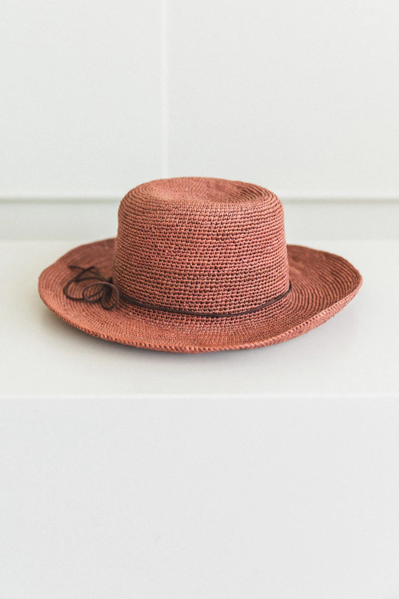 GARDEN HAT IN PANAMA STRAW - Image 9