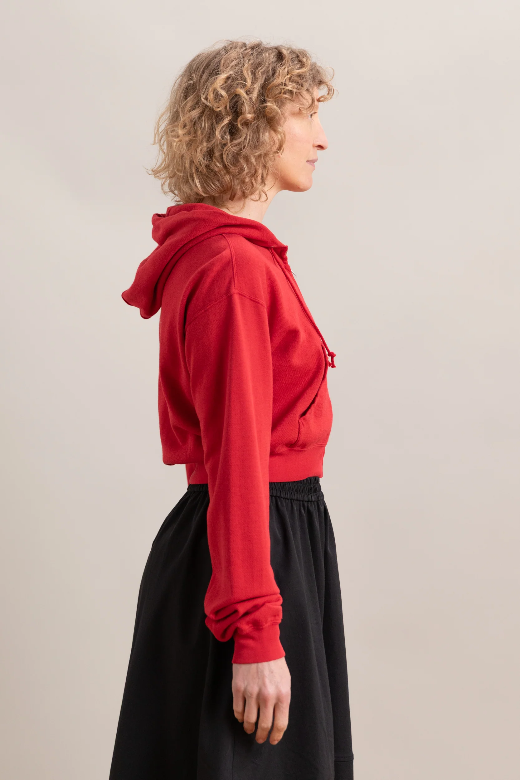 HIGH TWIST LIGHT SWEAT ZIP PARKA IN RED - Image 5