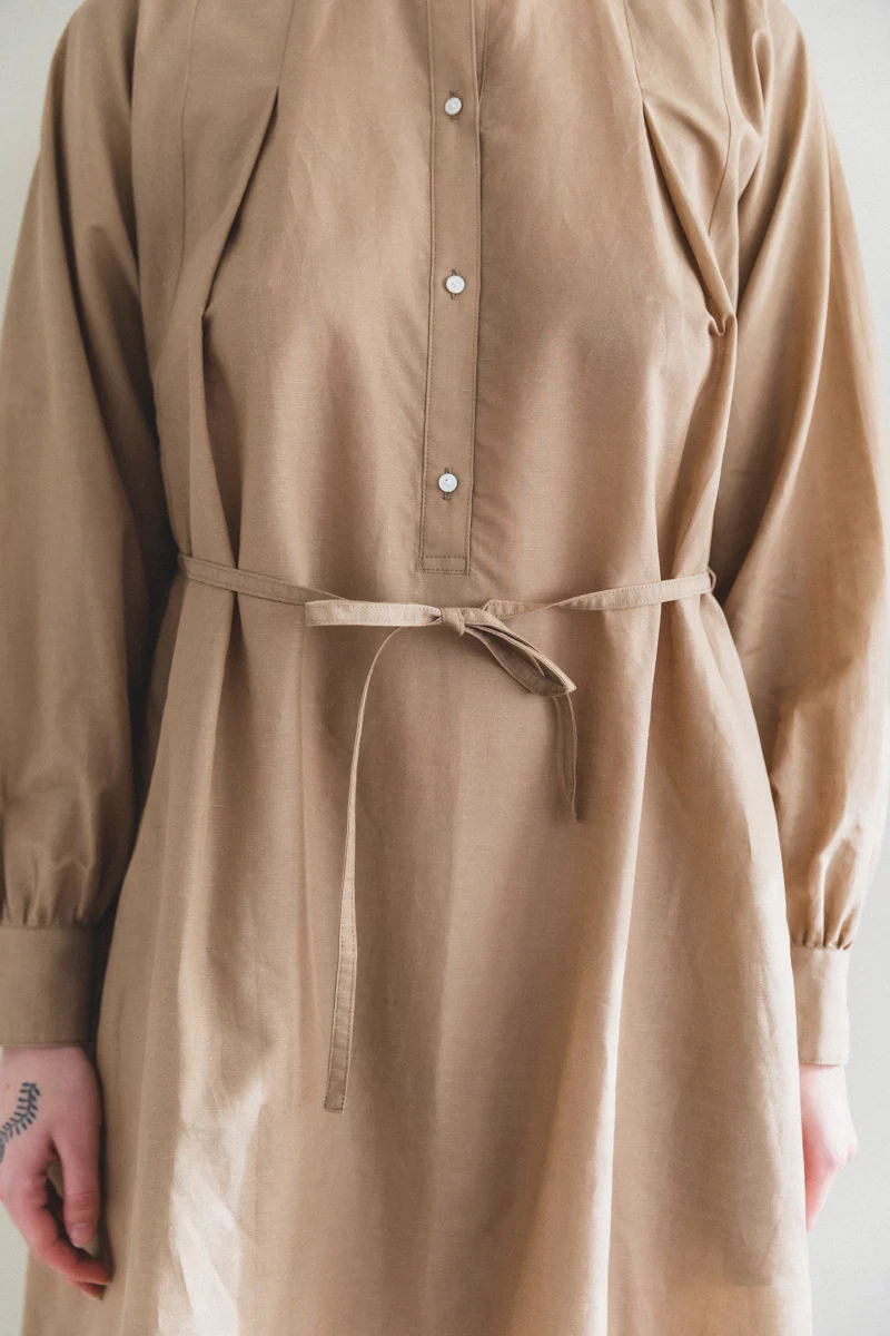 KADIKOY DRESS IN HONEY TAILOR LINEN - Image 4