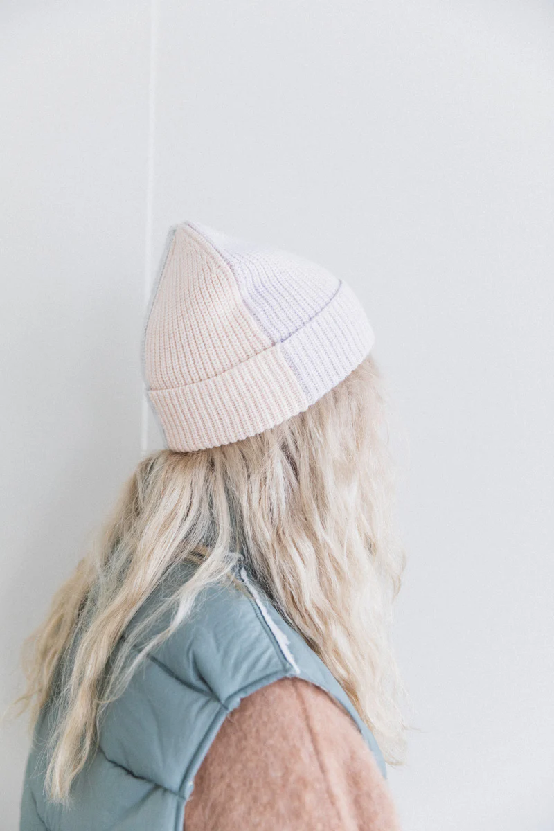 KAJA BEANIE IN BEIGE ONE-OF-A-KIND RECYCLED YARN - Image 4