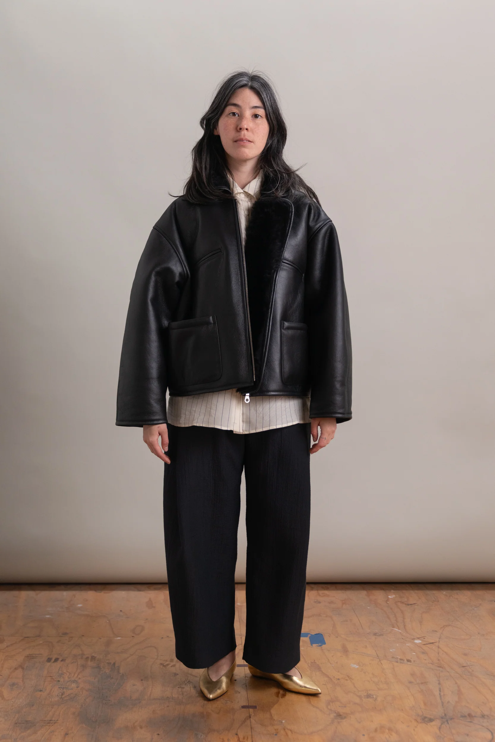 LEATHER BACK SHEEPSKIN FLYING JACKET IN BLACK - Image 5