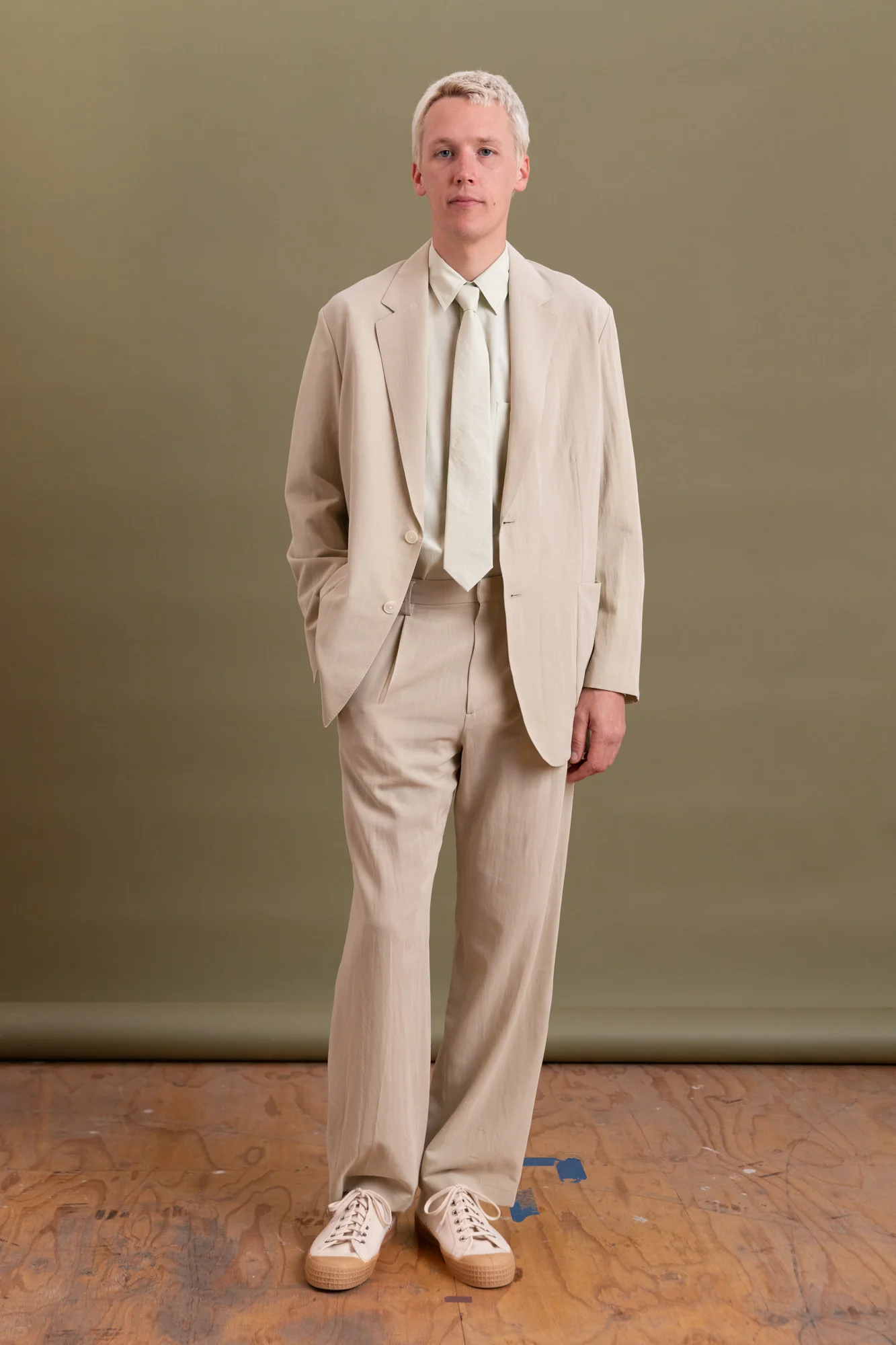 LIGHT COTTON WOOL VIYELLA SLACKS IN LIGHT KHAKI - Image 3