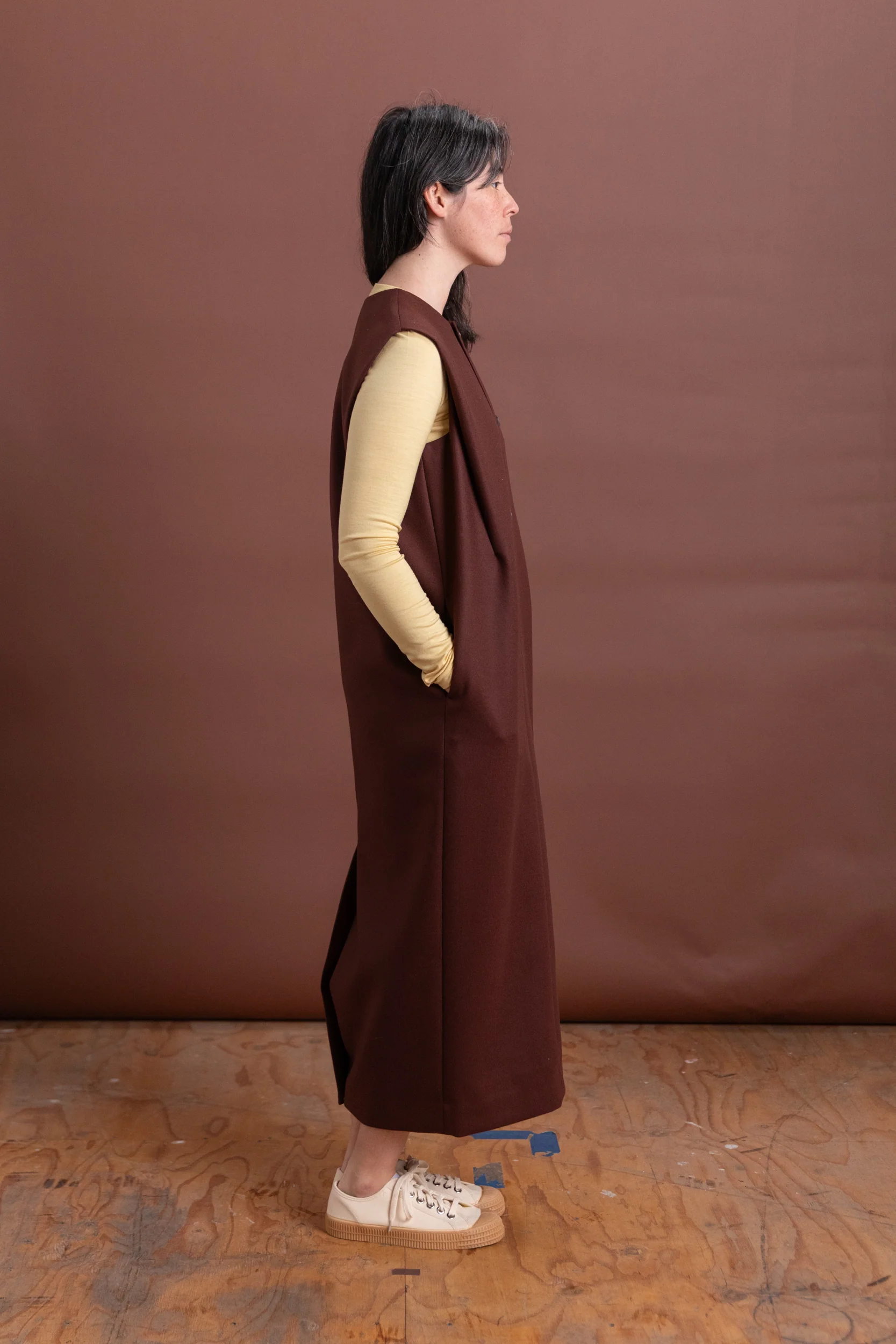 LIGHT MELTON SLEEVELESS DRESS IN BORDEAUX - Image 6