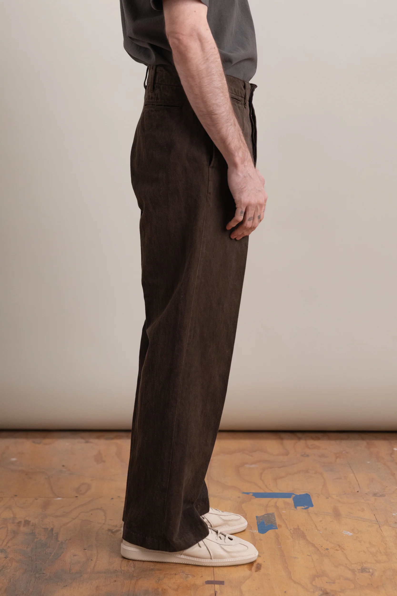 LOT 221 FIELD TROUSERS IN MUD DYED BROWN - Image 5