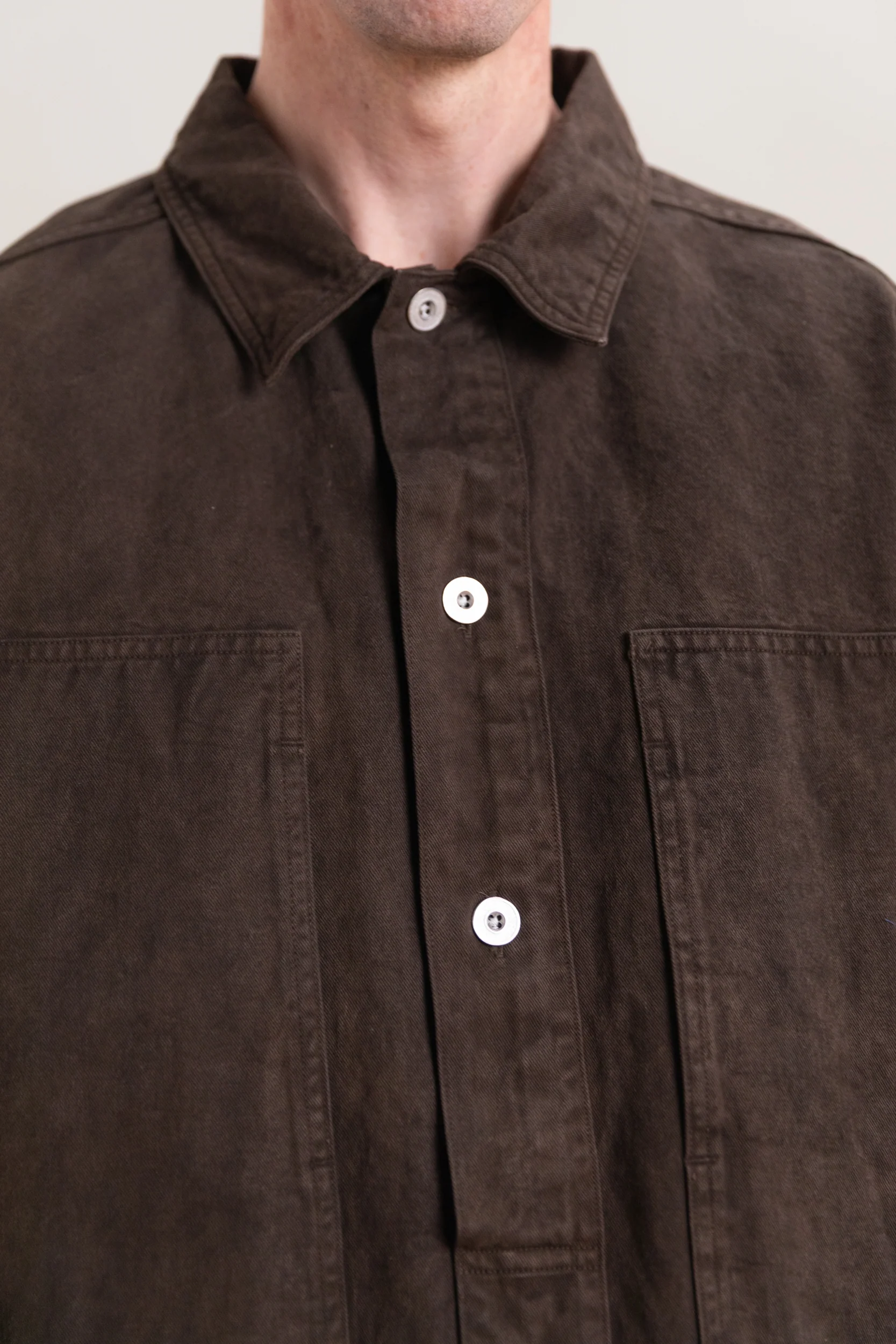 LOT 326 US ARMY M-35 PULLOVER IN MUD DYED BROWN - Image 2