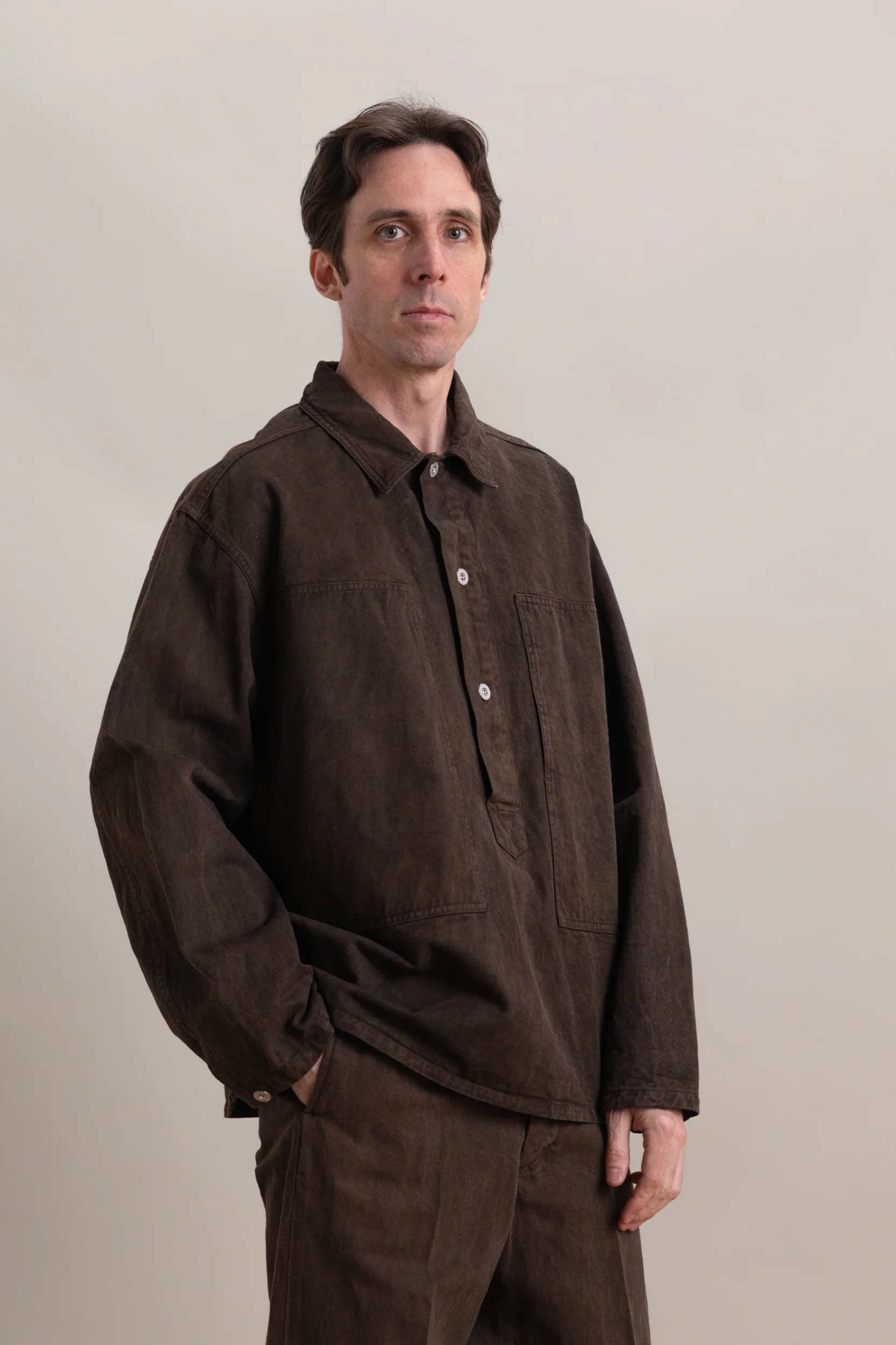 LOT 326 US ARMY M-35 PULLOVER IN MUD DYED BROWN - Image 3