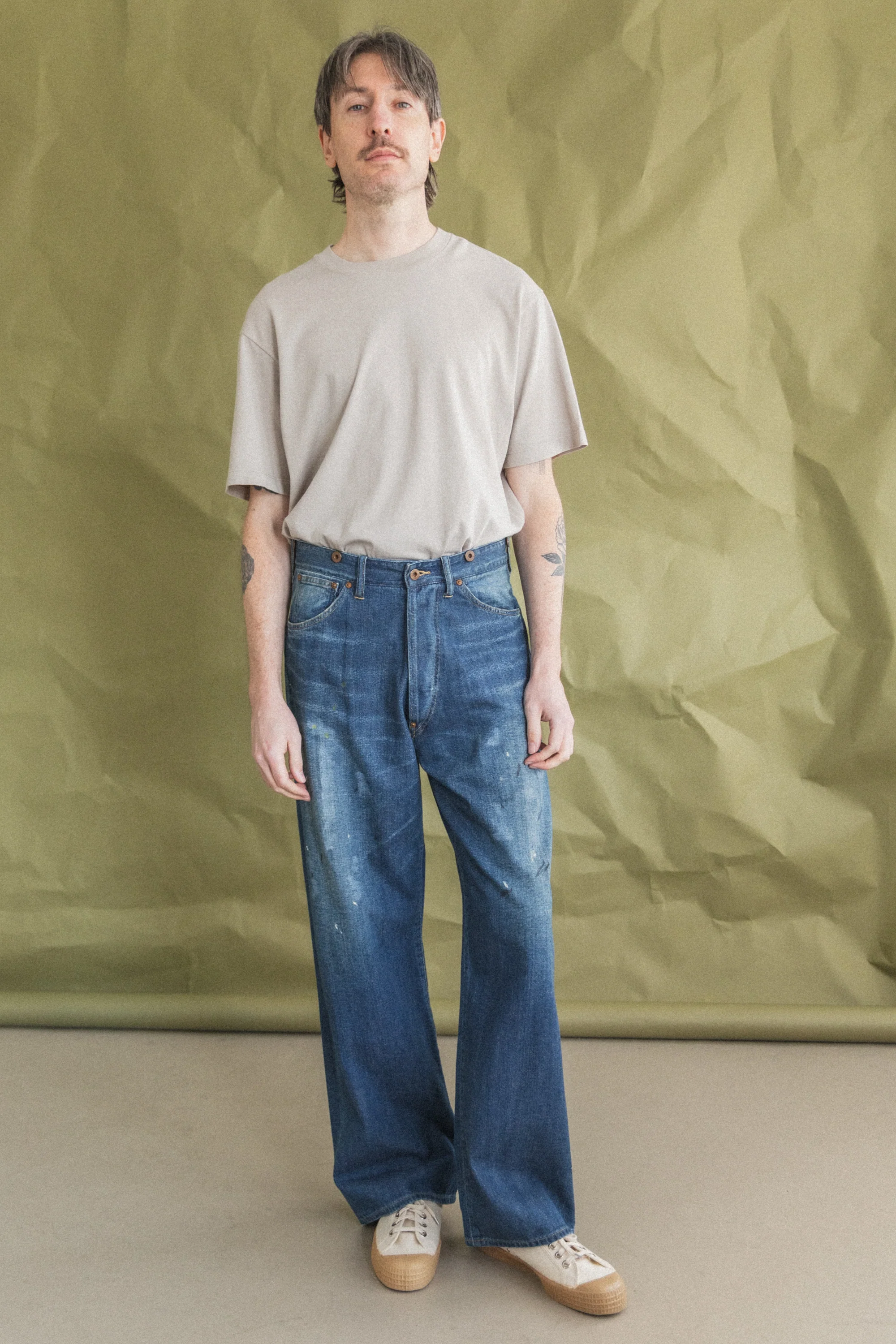 LOT 704 DENIM TROUSERS IN DAMAGED INDIGO PAINT - Image 6