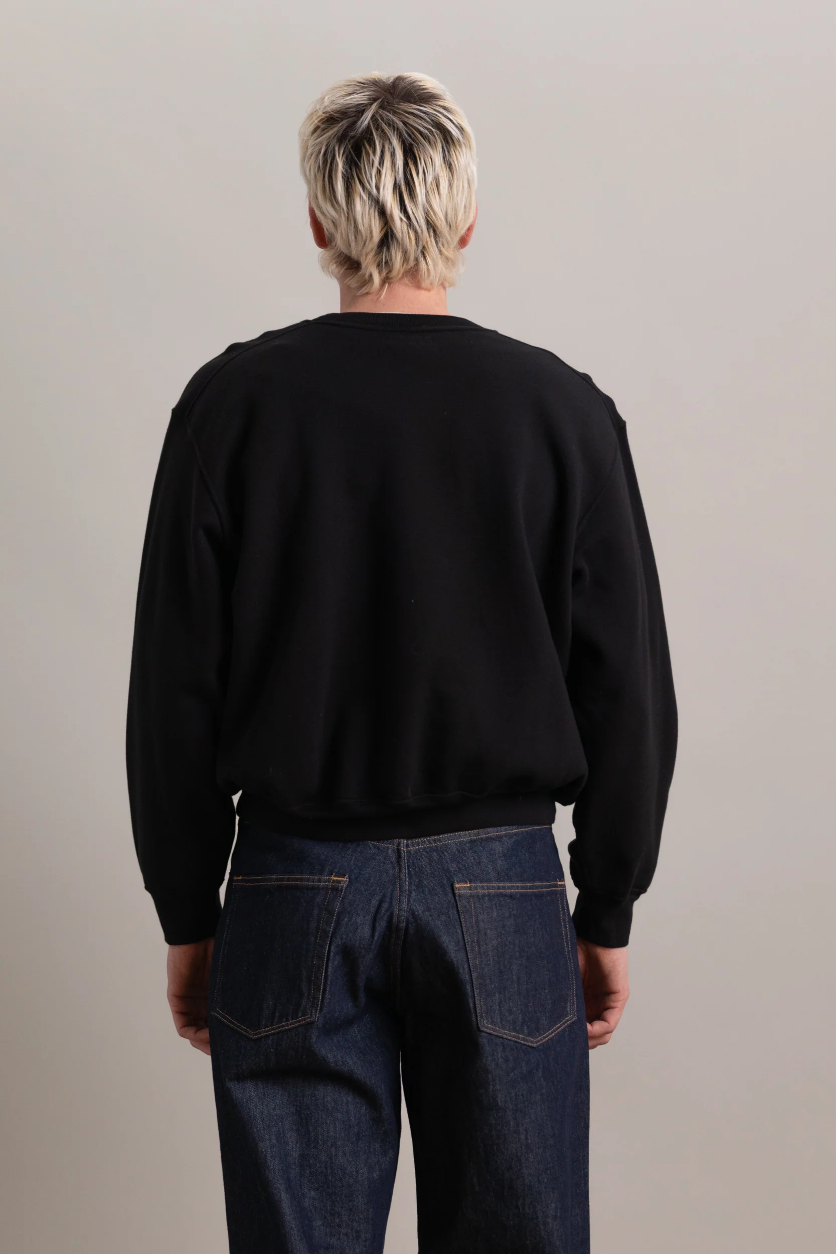 MINI CREWNECK IN BLACK - Image 4