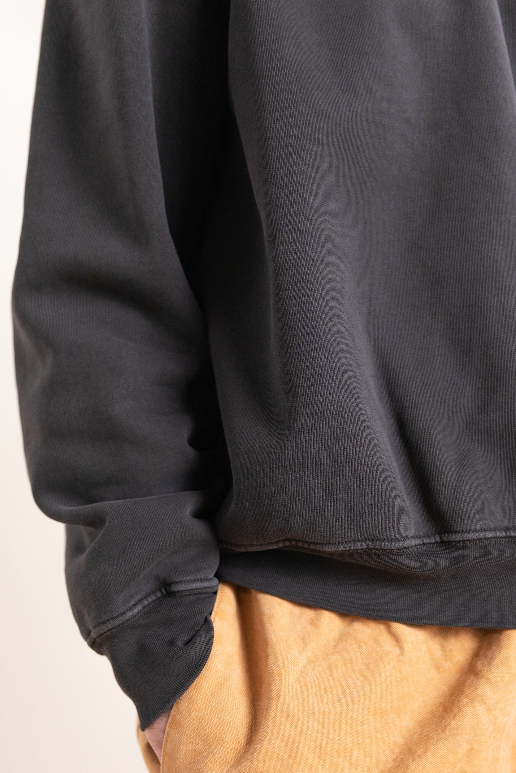 MINI CREWNECK IN PIGMENT CHARCOAL - Image 6