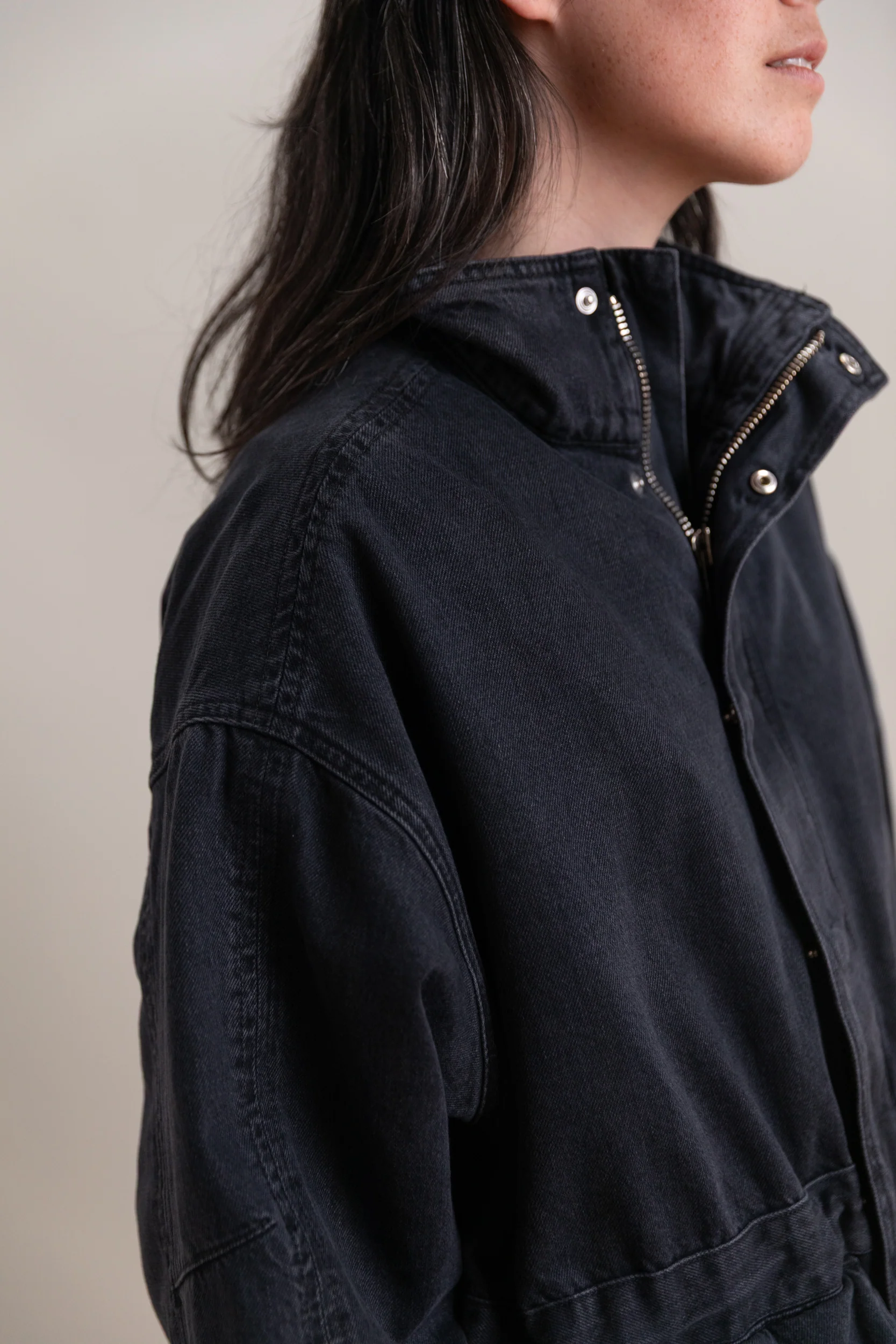 MOUNTAIN JACKET IN HURRICANE DENIM - Image 6